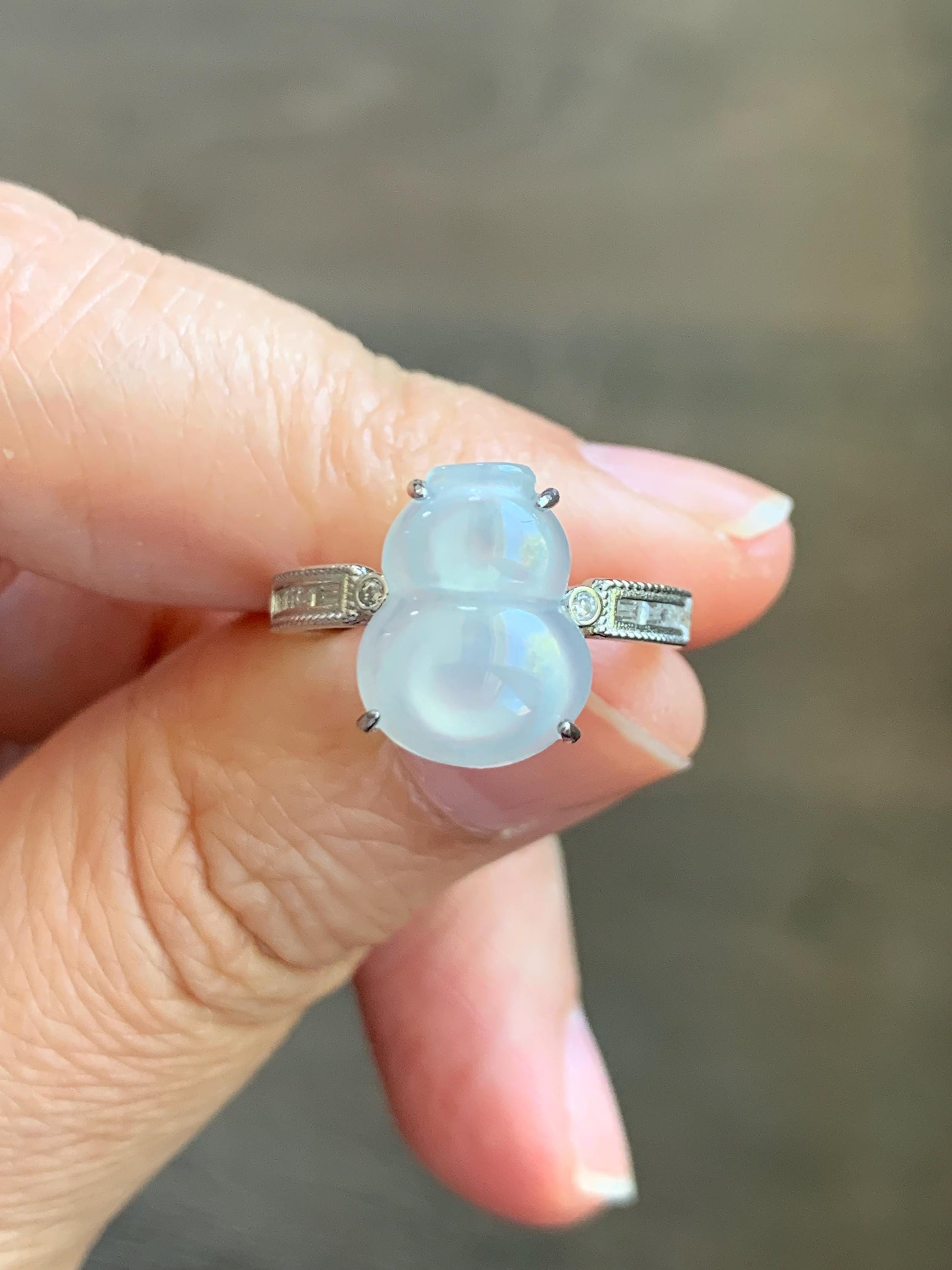 Natural Grade A Icy Highly Translucent White Jade Jadeite Gourd Hulu Ring Sterling Silver Size 7 Adjustable 天然白冰翡翠葫芦戒指 MBL88B