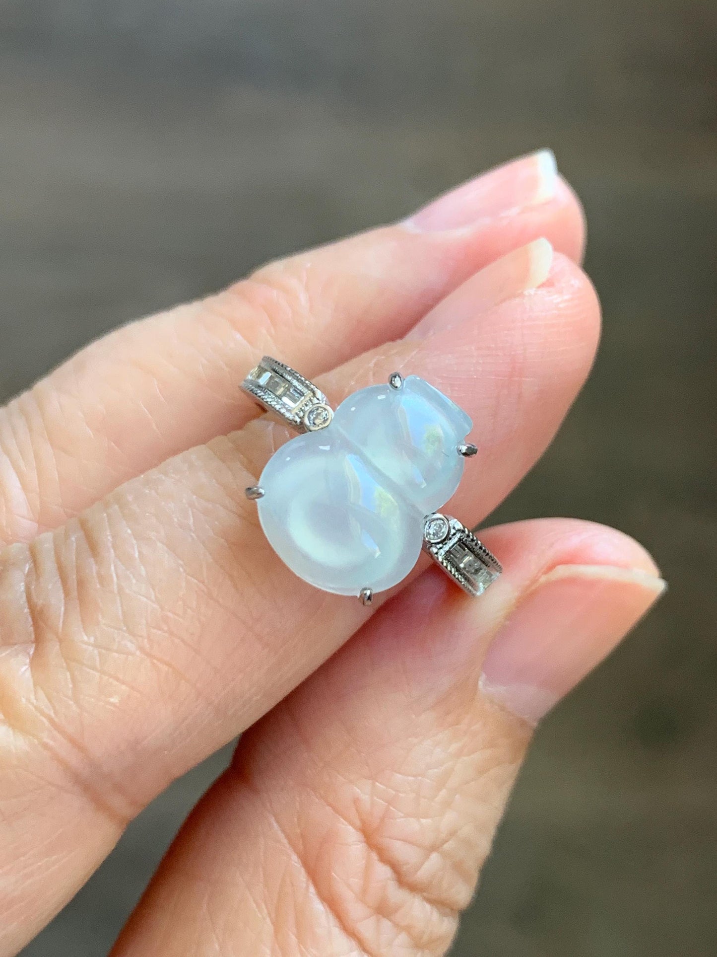 Natural Grade A Icy Highly Translucent White Jade Jadeite Gourd Hulu Ring Sterling Silver Size 7 Adjustable 天然白冰翡翠葫芦戒指 MBL88B
