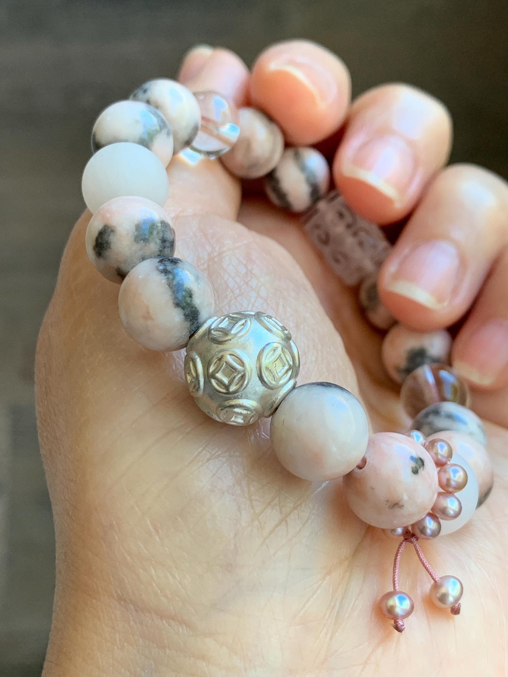 Natural Rose Quartz Pink Zebra Jasper Beaded Healing Bracelet Sterling Silver Natural Freshwater Pearls 10mm 7” 31g 天然水晶粉斑马碧玉珍珠能量手串 FJM80