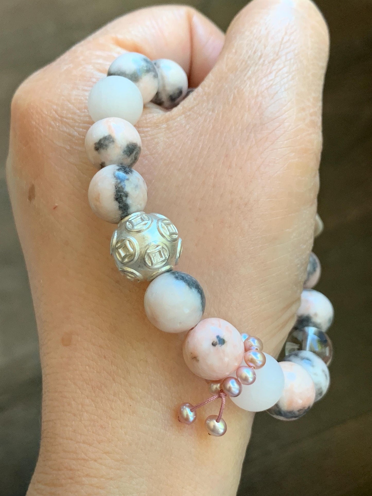 Natural Rose Quartz Pink Zebra Jasper Beaded Healing Bracelet Sterling Silver Natural Freshwater Pearls 10mm 7” 31g 天然水晶粉斑马碧玉珍珠能量手串 FJM80