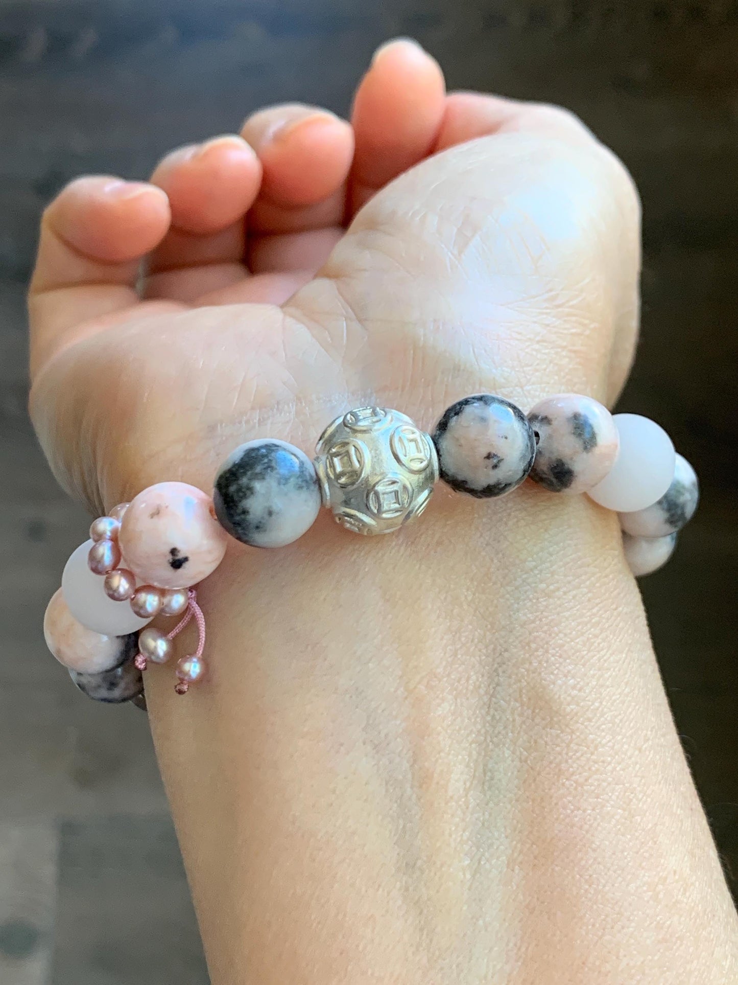 Natural Rose Quartz Pink Zebra Jasper Beaded Healing Bracelet Sterling Silver Natural Freshwater Pearls 10mm 7” 31g 天然水晶粉斑马碧玉珍珠能量手串 FJM80