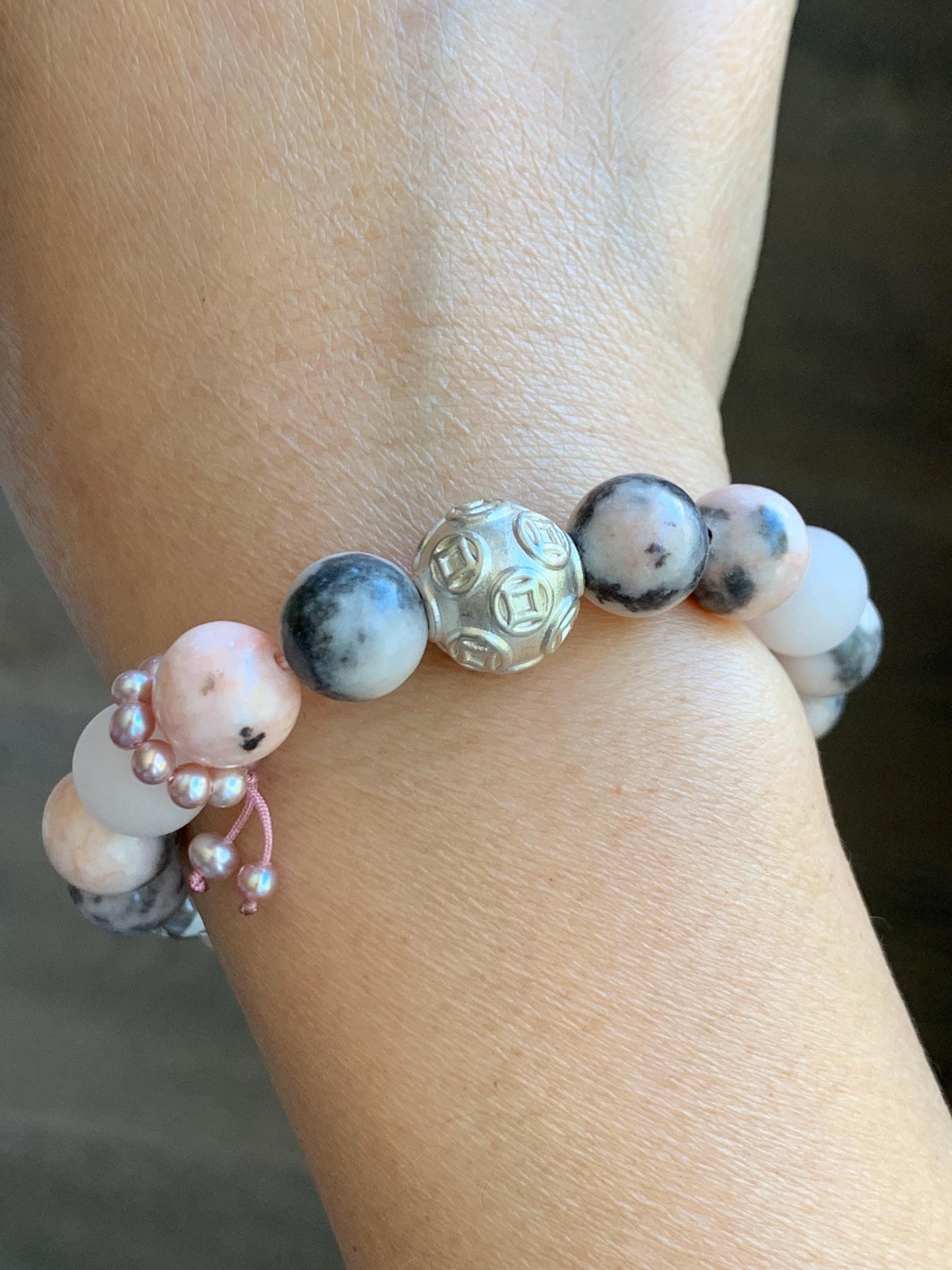 Natural Rose Quartz Pink Zebra Jasper Beaded Healing Bracelet Sterling Silver Natural Freshwater Pearls 10mm 7” 31g 天然水晶粉斑马碧玉珍珠能量手串 FJM80