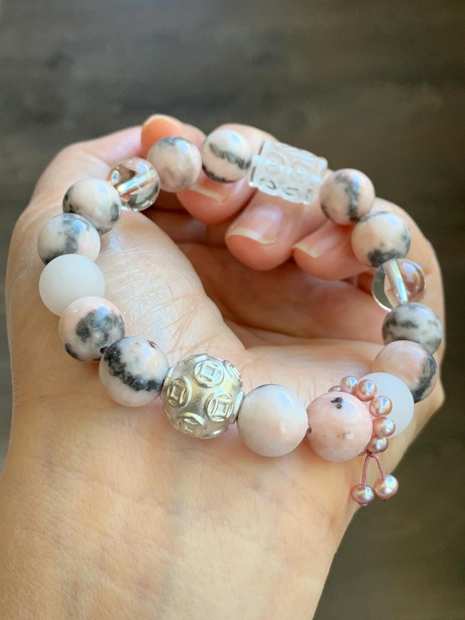 Natural Rose Quartz Pink Zebra Jasper Beaded Healing Bracelet Sterling Silver Natural Freshwater Pearls 10mm 7” 31g 天然水晶粉斑马碧玉珍珠能量手串 FJM80