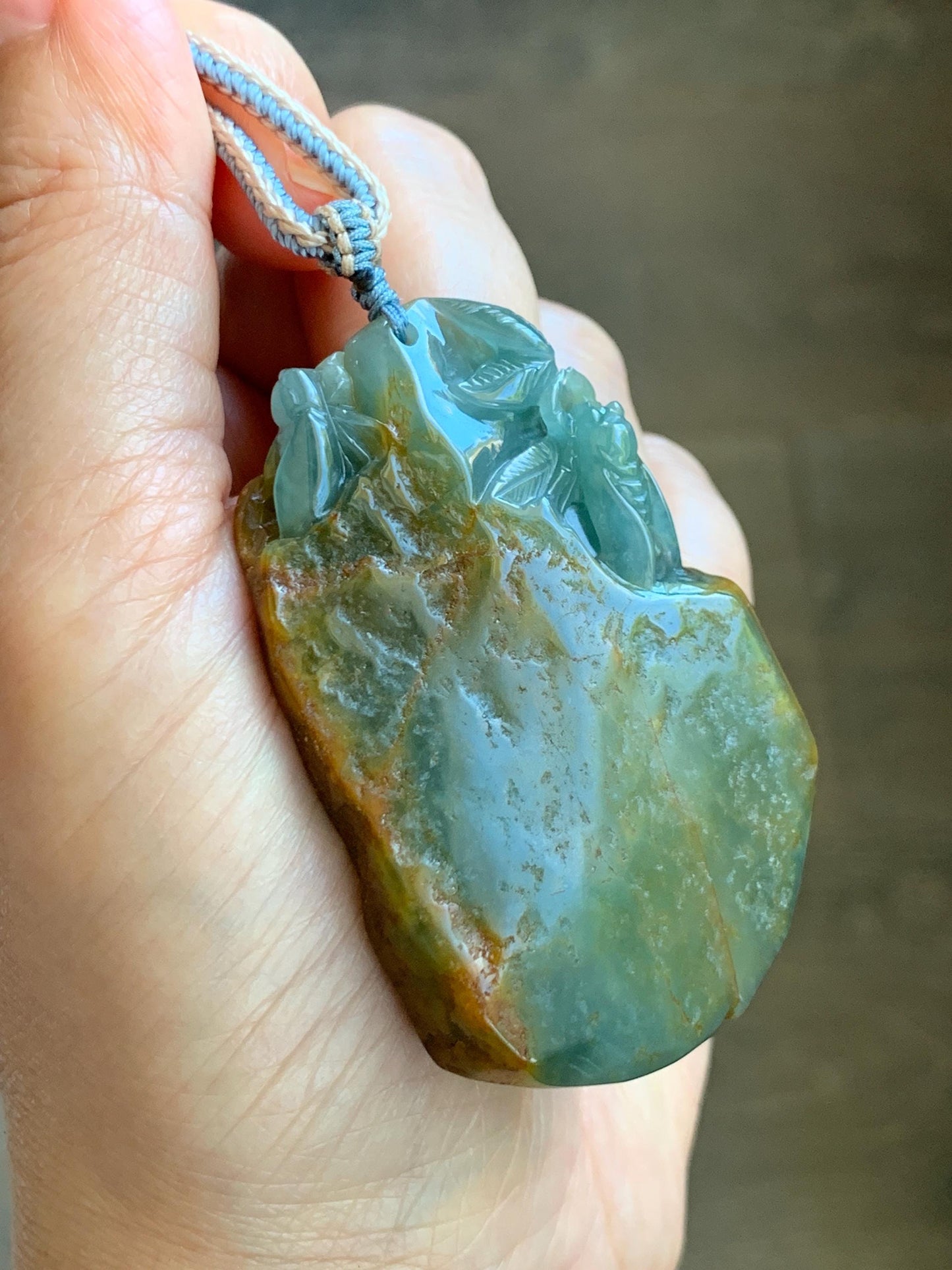 Large Natural Grade A Guatemalan Icy Dusty Blue Jade Jadeite w/ Brown Rind Carved Cicada Pendant Rope Necklace 27" 62 天然危黄翡翠知了蝉皮壳料吊坠 WHP368C