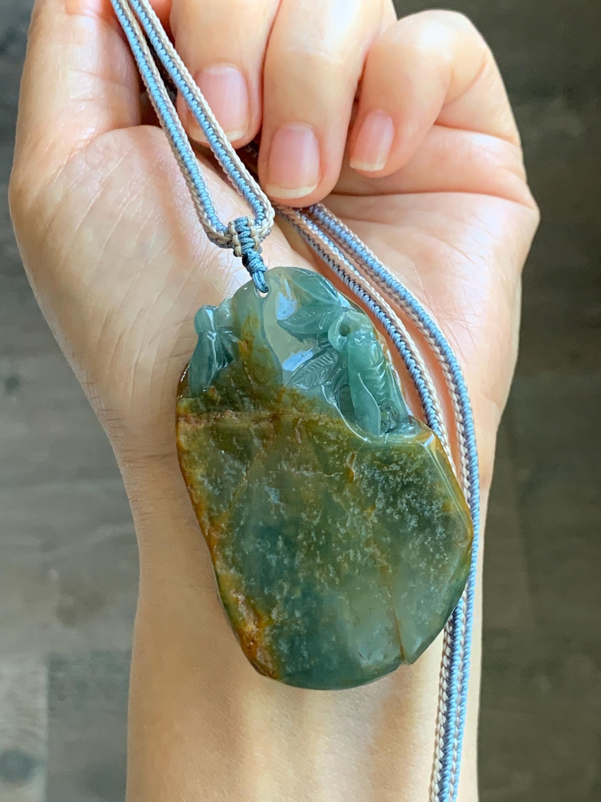Large Natural Grade A Guatemalan Icy Dusty Blue Jade Jadeite w/ Brown Rind Carved Cicada Pendant Rope Necklace 27" 62 天然危黄翡翠知了蝉皮壳料吊坠 WHP368C