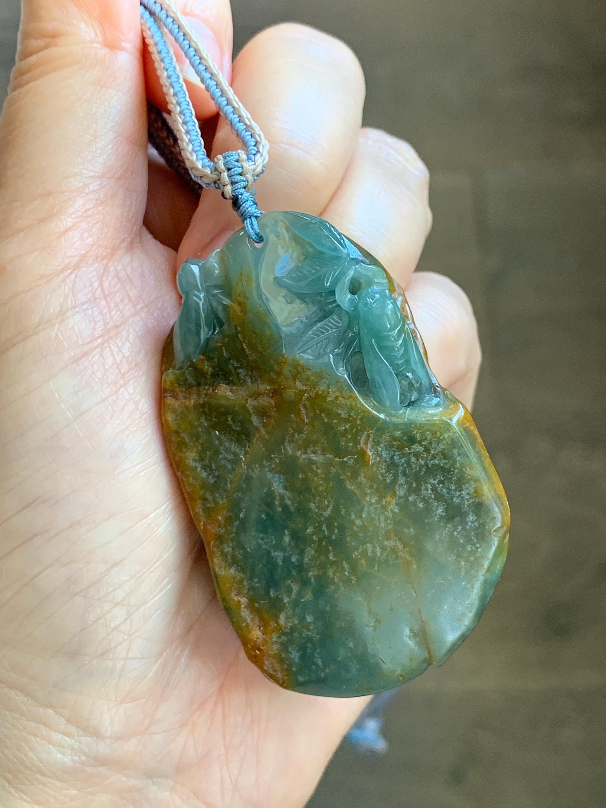 Large Natural Grade A Guatemalan Icy Dusty Blue Jade Jadeite w/ Brown Rind Carved Cicada Pendant Rope Necklace 27" 62 天然危黄翡翠知了蝉皮壳料吊坠 WHP368C