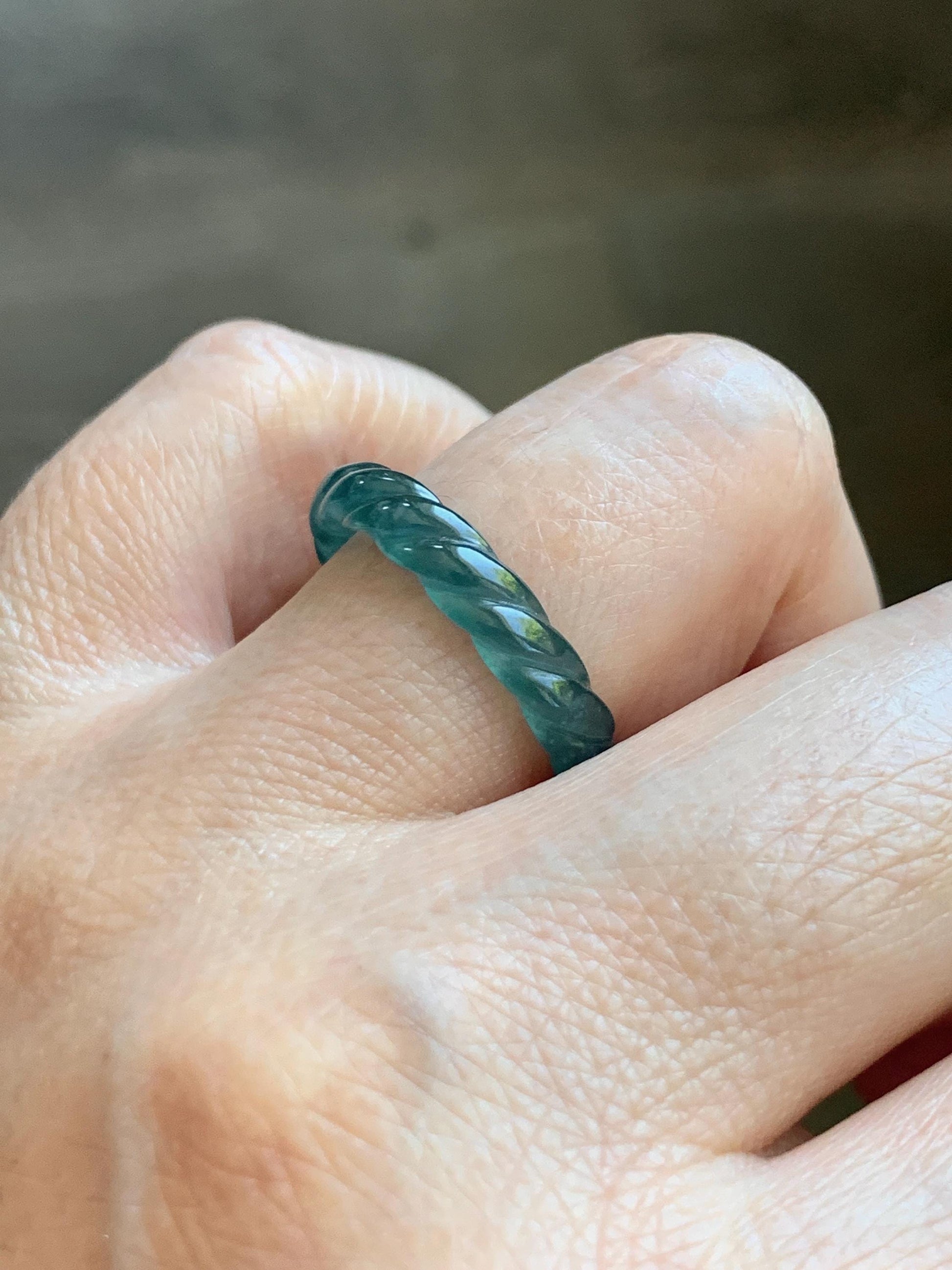 Natural Grade A Guatemalan Icy Highly Translucent Dark Teal Blue Jade Jadeite Carved Braid Band Ring Size 8.5 US 天然冰胶危蓝水翡翠麻花戒圈 WMH350C