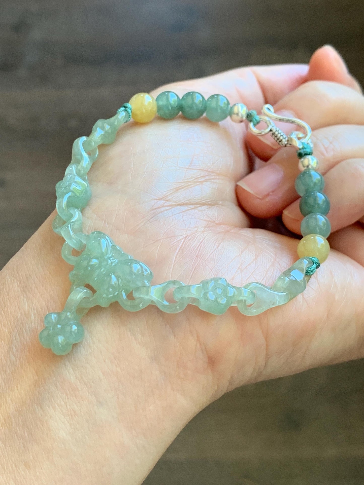 Certified Natural Grade A Icy Light Green Jade Jadeite Interlocking Link Chain Butterfly Bracelet Sterling Silver 7" 天然冰胶晴绿翡翠雕刻蝴蝶链条手链 439
