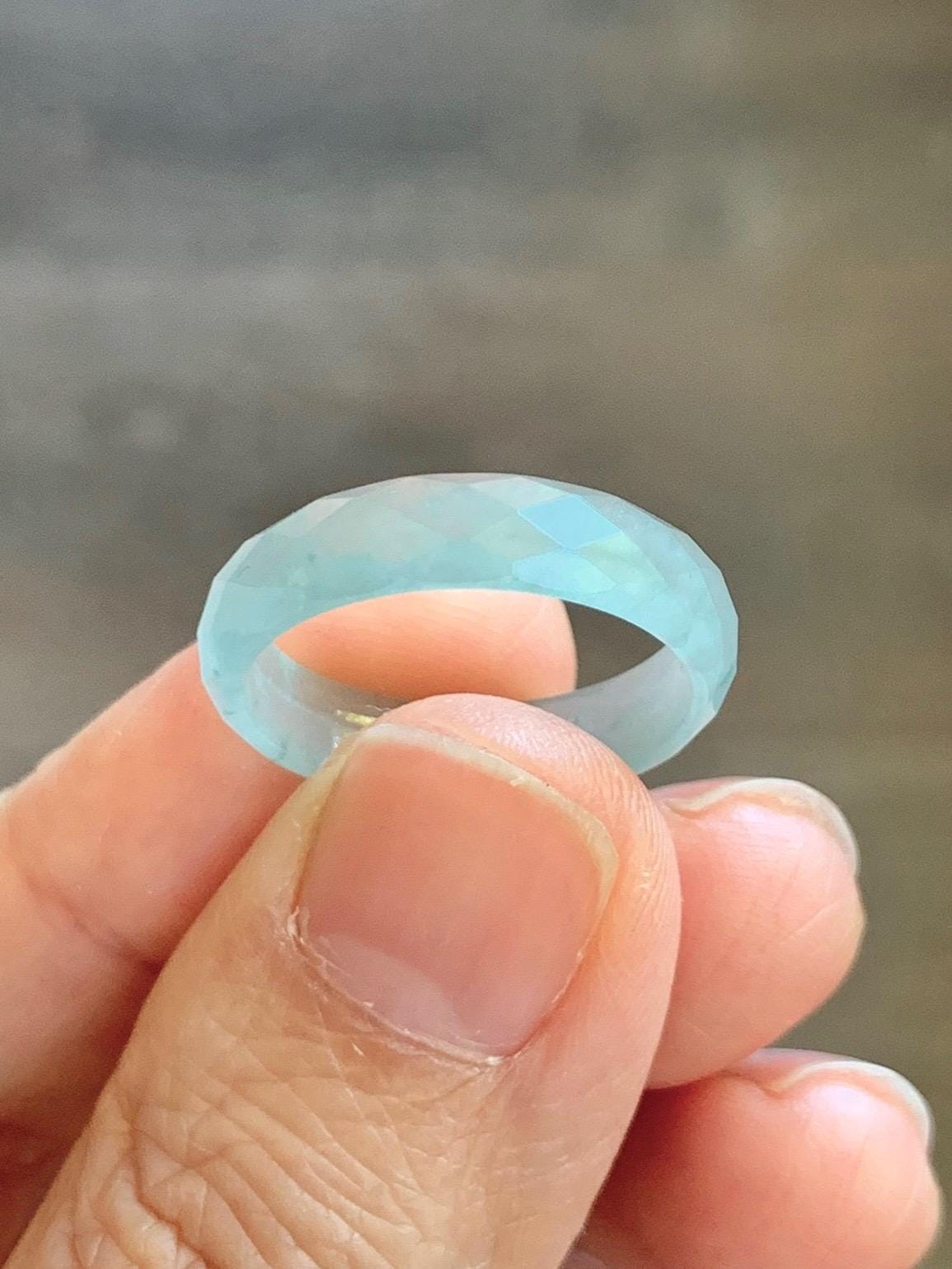 Natural Grade A Guatemalan Icy Highly Translucent Pale Teal Jade Jadeite Diamond Faceted Band Ring Size 7 US 天然冰危浅蓝绿翡翠切割面戒圈戒指 WQD110B