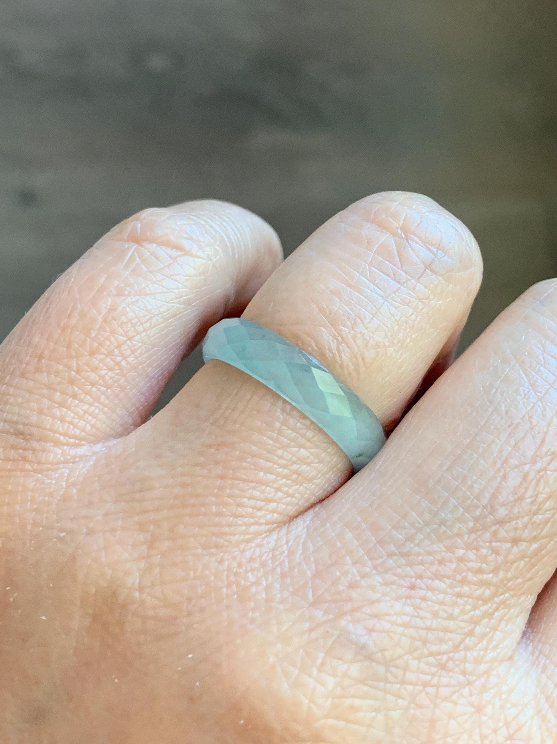 Natural Grade A Guatemalan Icy Highly Translucent Pale Teal Jade Jadeite Diamond Faceted Band Ring Size 7 US 天然冰危浅蓝绿翡翠切割面戒圈戒指 WQD110B