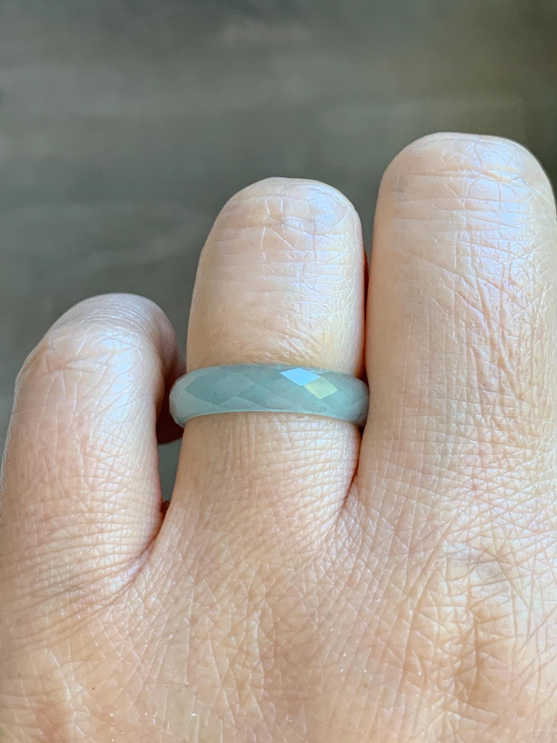 Natural Grade A Guatemalan Icy Highly Translucent Pale Teal Jade Jadeite Diamond Faceted Band Ring Size 7 US 天然冰危浅蓝绿翡翠切割面戒圈戒指 WQD110B