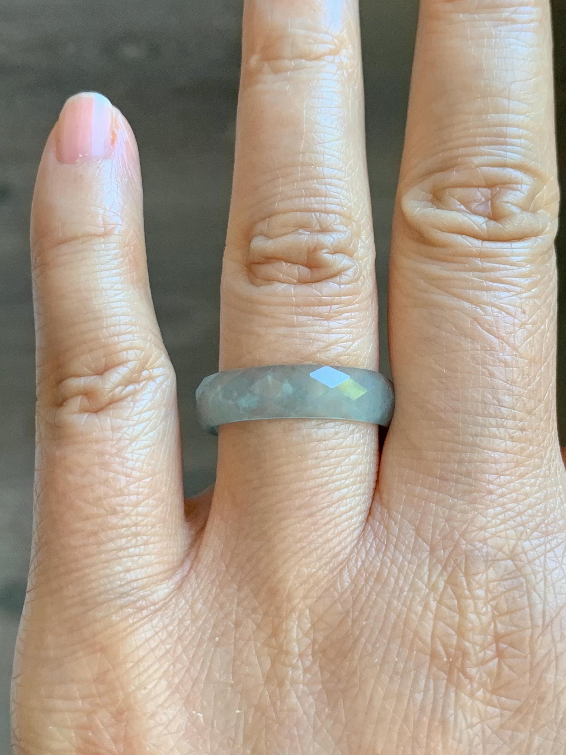 Natural Grade A Guatemalan Icy Highly Translucent Pale Teal Jade Jadeite Diamond Faceted Band Ring Size 9 US 天然冰危浅蓝绿翡翠切割面戒圈戒指 WQD110C