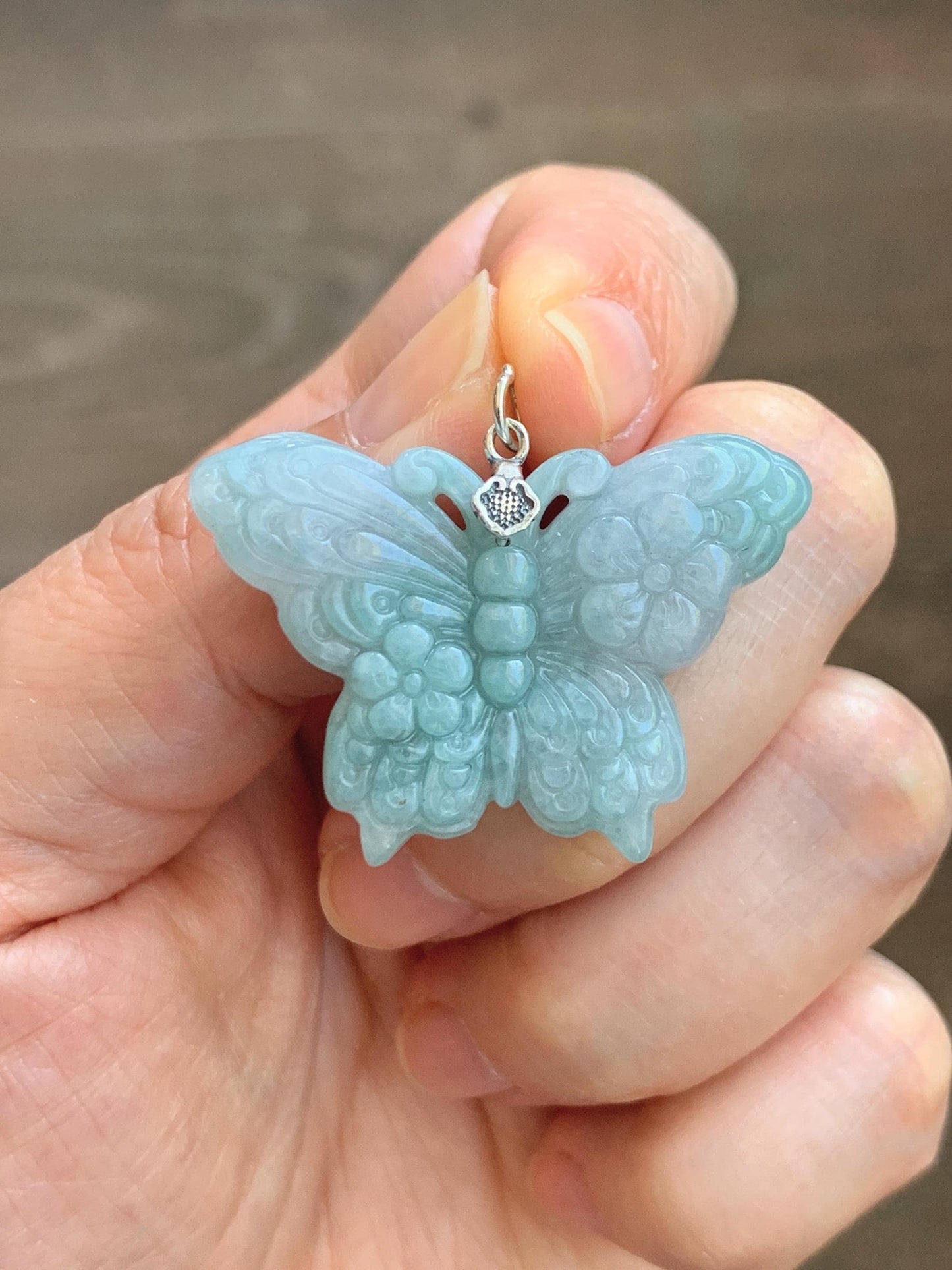 Natural Grade A Translucent Pastel Green & White Marbled Jade Jadeite Carved Butterfly Pendant Sterling Silver 8g 天然晴底加白翡翠蝴蝶吊坠 MHZ110B