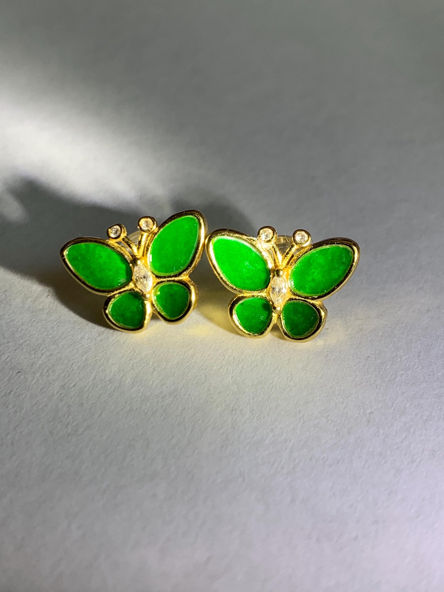 Certified Natural Grade A Icy Vibrant Green Jade Jadeite & Mother Of Pearl Butterfly Stud Earrings Sterling Silver 天然阳绿花青翡翠贝母银镶蝴蝶耳钉 440