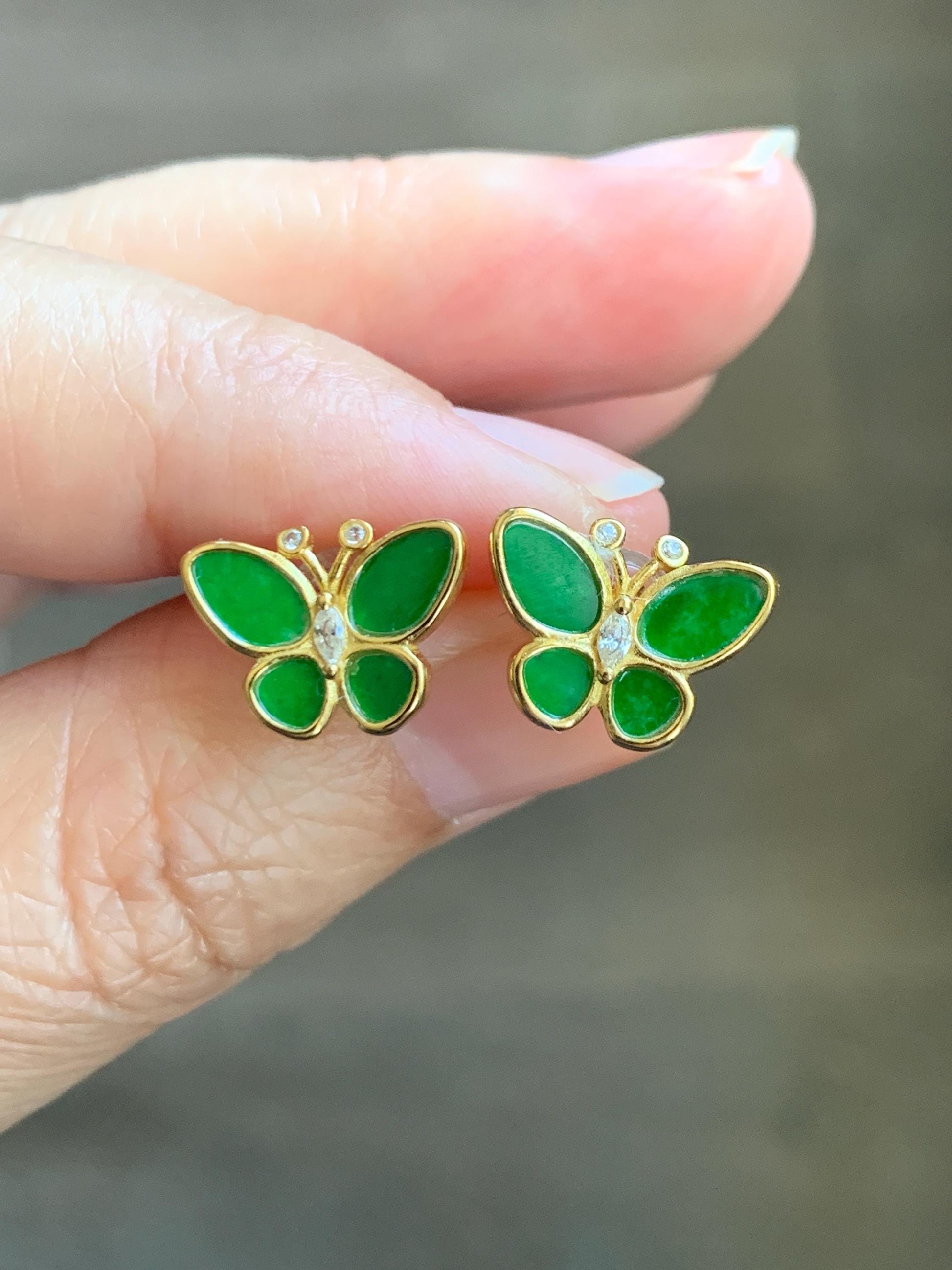 Certified Natural Grade A Icy Vibrant Green Jade Jadeite & Mother Of Pearl Butterfly Stud Earrings Sterling Silver 天然阳绿花青翡翠贝母银镶蝴蝶耳钉 440