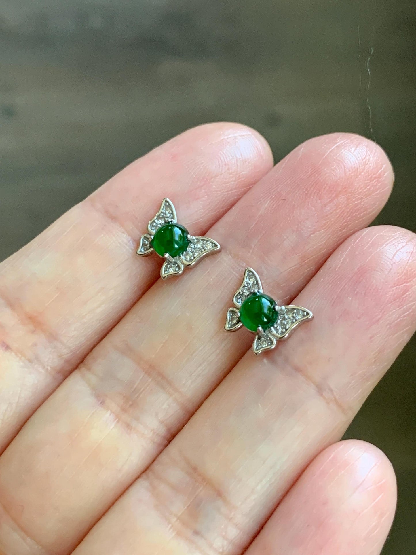 Natural Grade A Guatemalan Icy Translucent Vibrant Green Jade Jadeite Butterfly Stud Earrings Sterling Silver 天然冰危绿翡翠蝴蝶镶嵌耳钉 WYD77