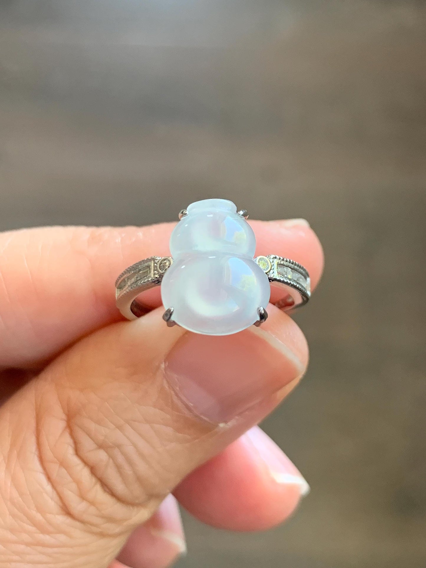 Natural Grade A Icy Highly Translucent White Jade Jadeite Gourd Hulu Ring Sterling Silver Size 7 Adjustable 天然白冰翡翠葫芦戒指 MBL88B