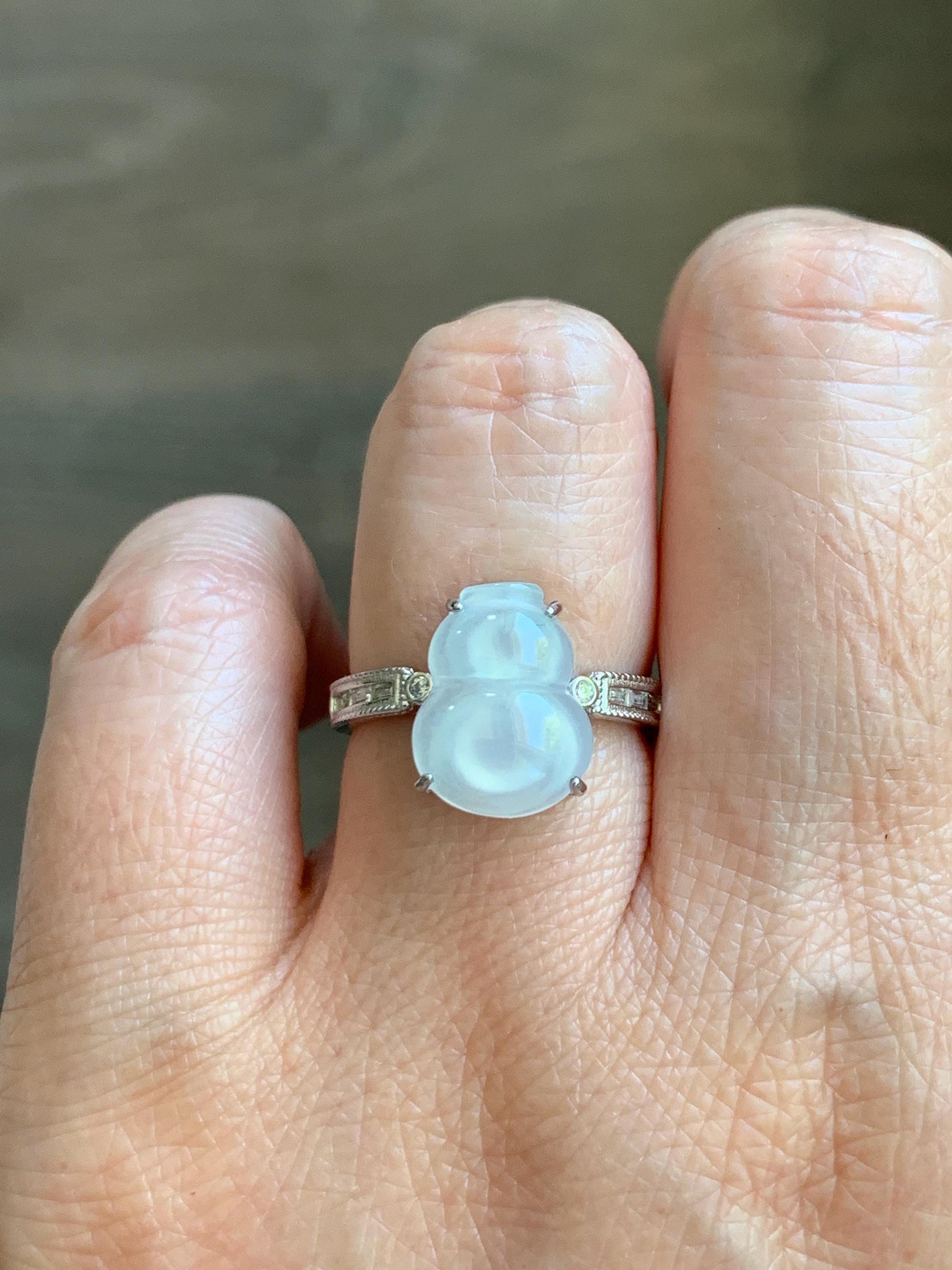 Natural Grade A Icy Highly Translucent White Jade Jadeite Gourd Hulu Ring Sterling Silver Size 7 Adjustable 天然白冰翡翠葫芦戒指 MBL88B