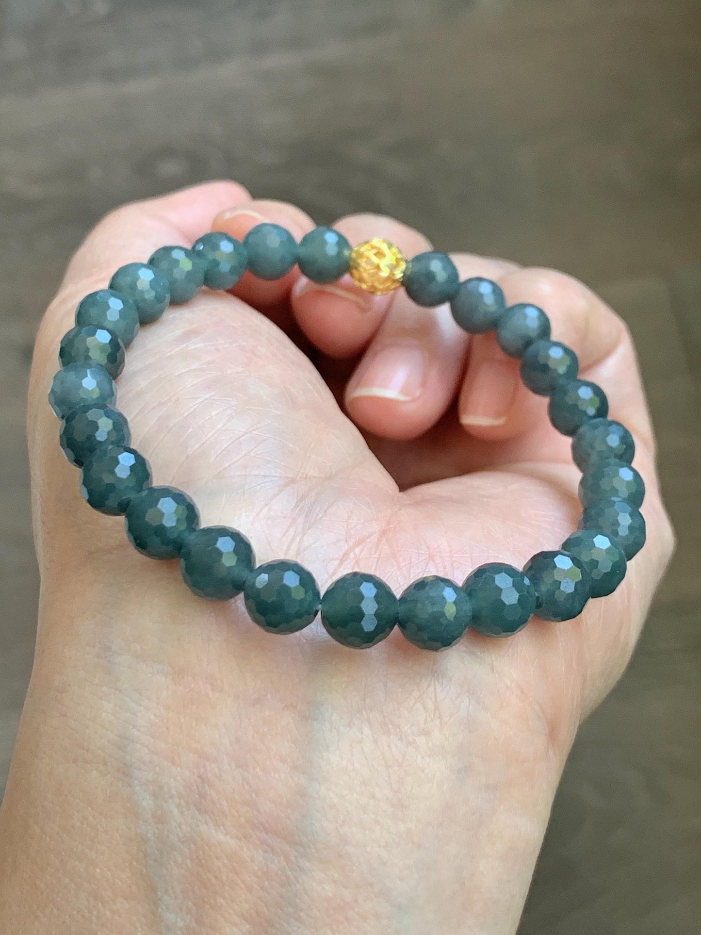 Natural Guatemalan Grade A Icy Translucent Dark Gray Wuji Faceted Jade Jadeite Beaded Bracelet 7.3mm 7.75" 17g 天然冰危乌鸡翡翠切割面圆珠手串 WQG110A