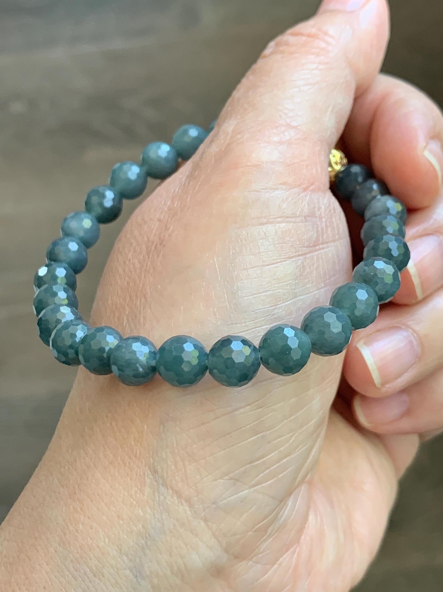 Natural Guatemalan Grade A Icy Translucent Dark Gray Wuji Faceted Jade Jadeite Beaded Bracelet 7.3mm 7.75" 17g 天然冰危乌鸡翡翠切割面圆珠手串 WQG110A