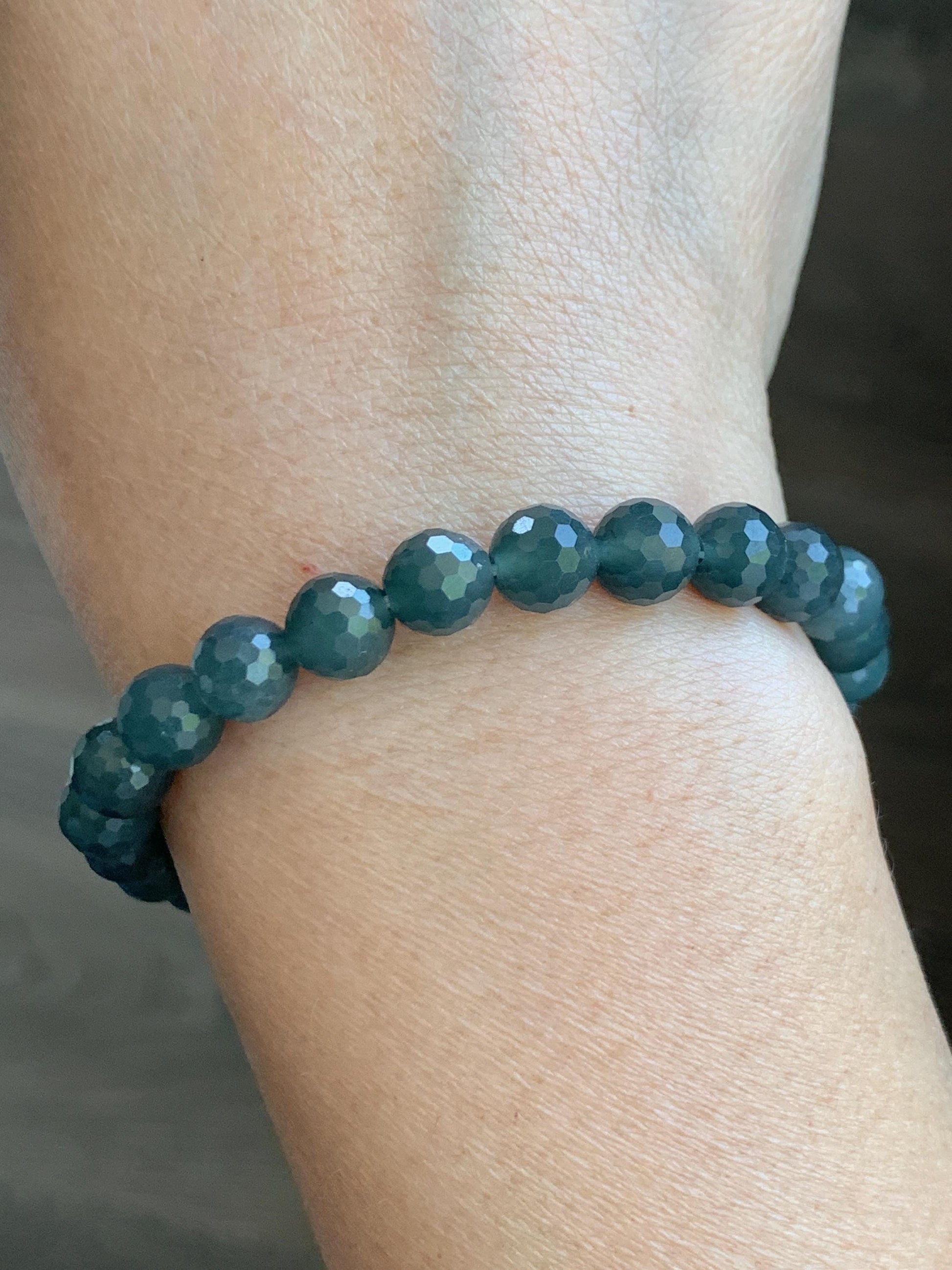 Natural Guatemalan Grade A Icy Translucent Dark Gray Wuji Faceted Jade Jadeite Beaded Bracelet 7.3mm 7.75" 17g 天然冰危乌鸡翡翠切割面圆珠手串 WQG110A