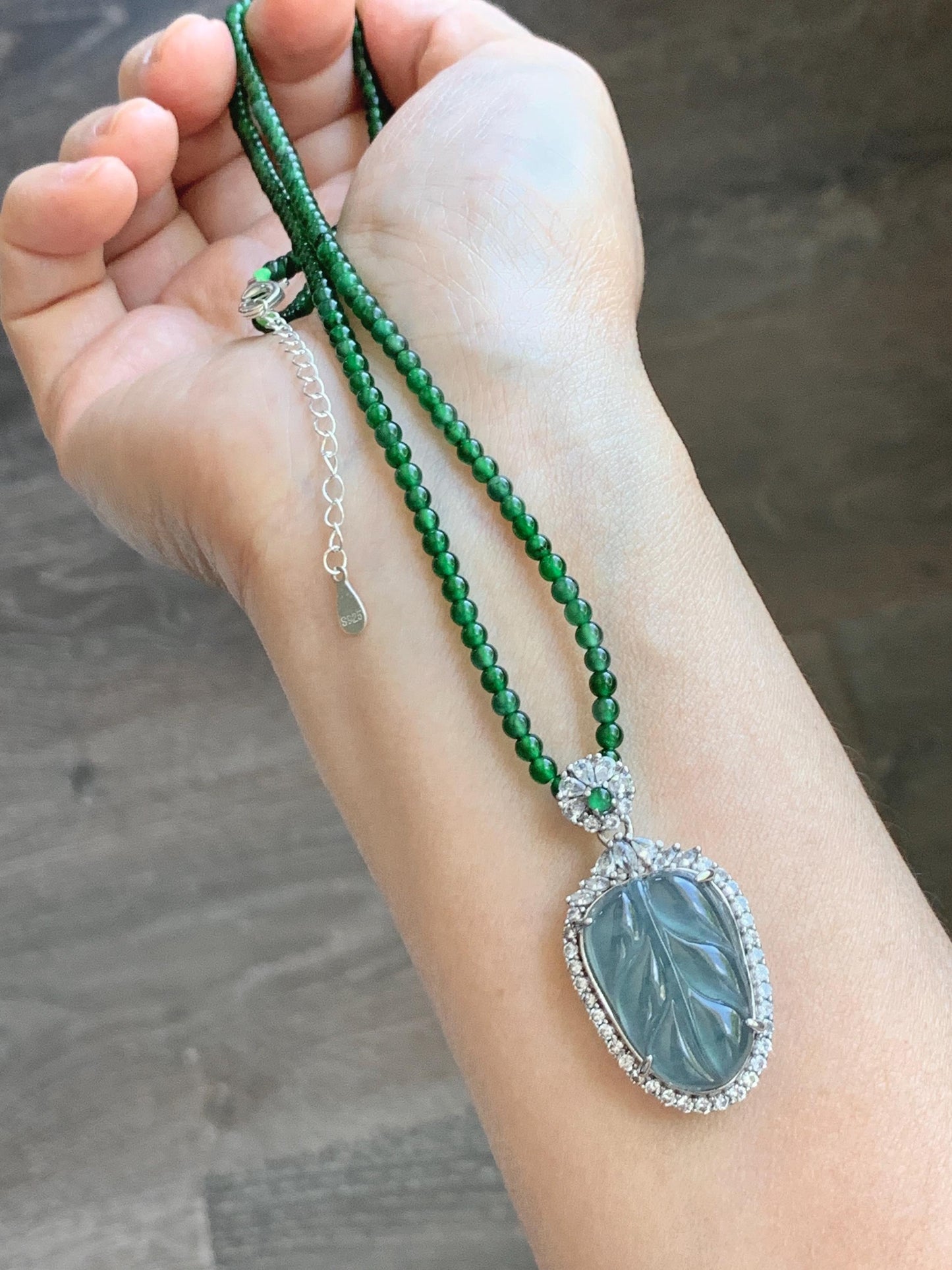 Certified Natural Guatemalan Icy Translucent Blue Jade Jadeite Leaf Pendant Sterling Silver Green Beaded Necklace 18g 天然冰危蓝翡翠叶子吊坠绿翡翠珠项链445