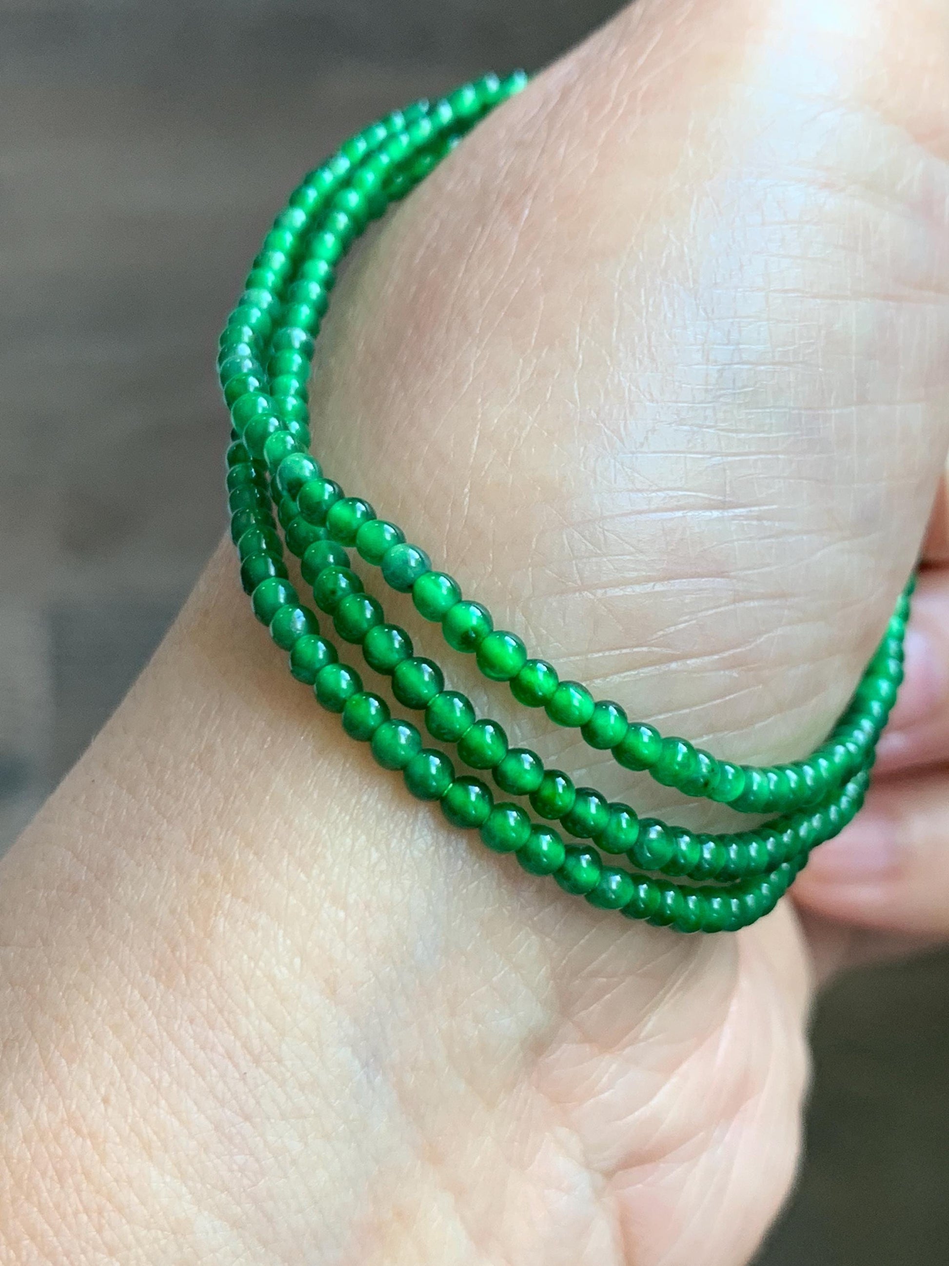 Certified Natural Grade A Guatemalan Icy Vibrant Green Jade Jadeite Petite Beaded Necklace Sterling Silver 2.5-2.7mm 6.79g 天然冰危绿翡翠小圆珠项链 470