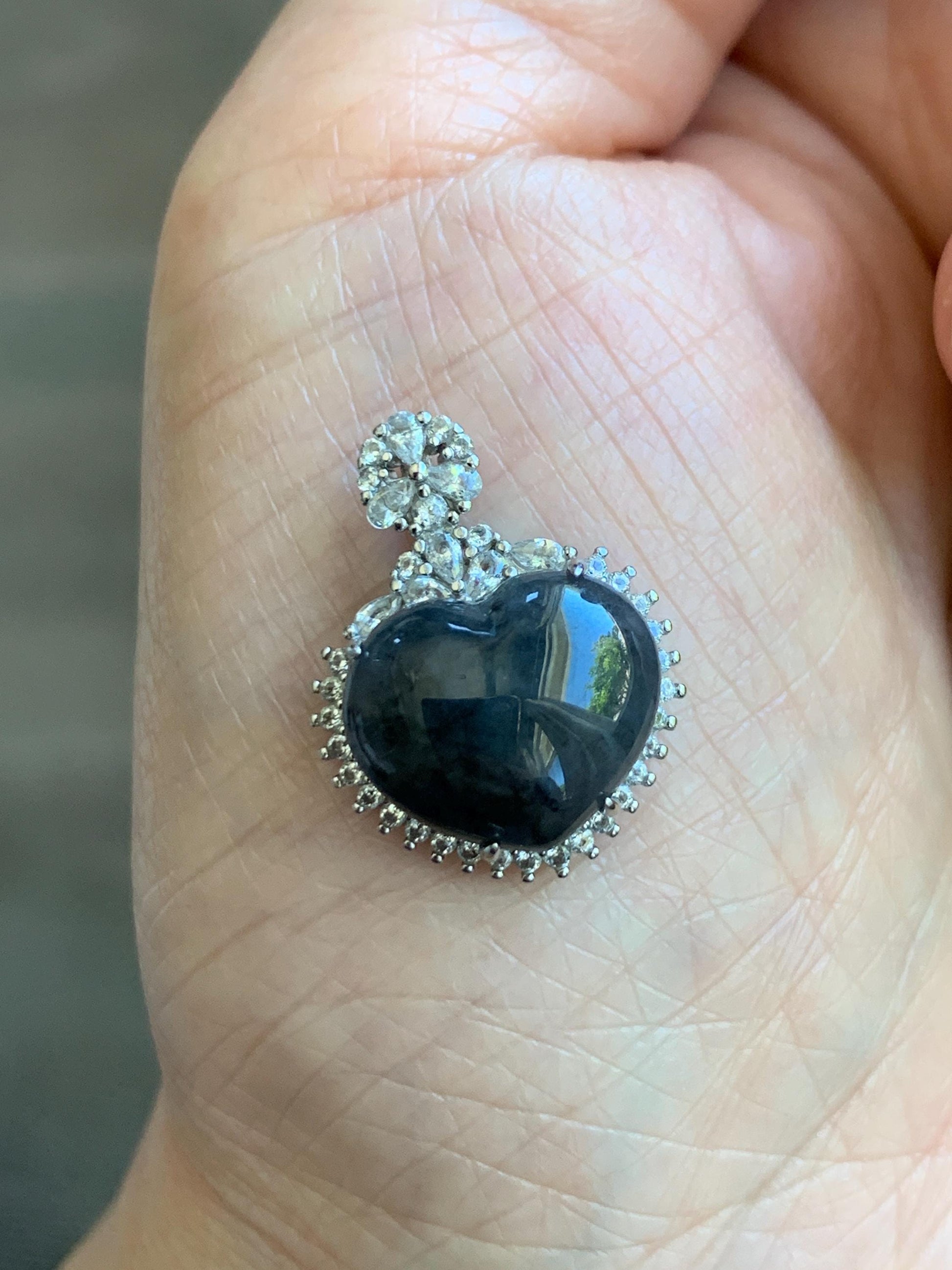 Natural Grade A Icy Highly Translucent Dark Wuji Jade Jadeite Heart Pendant Sterling Silver 3g 天然冰乌鸡翡翠爱心蛋面银镶吊坠 GAX150J