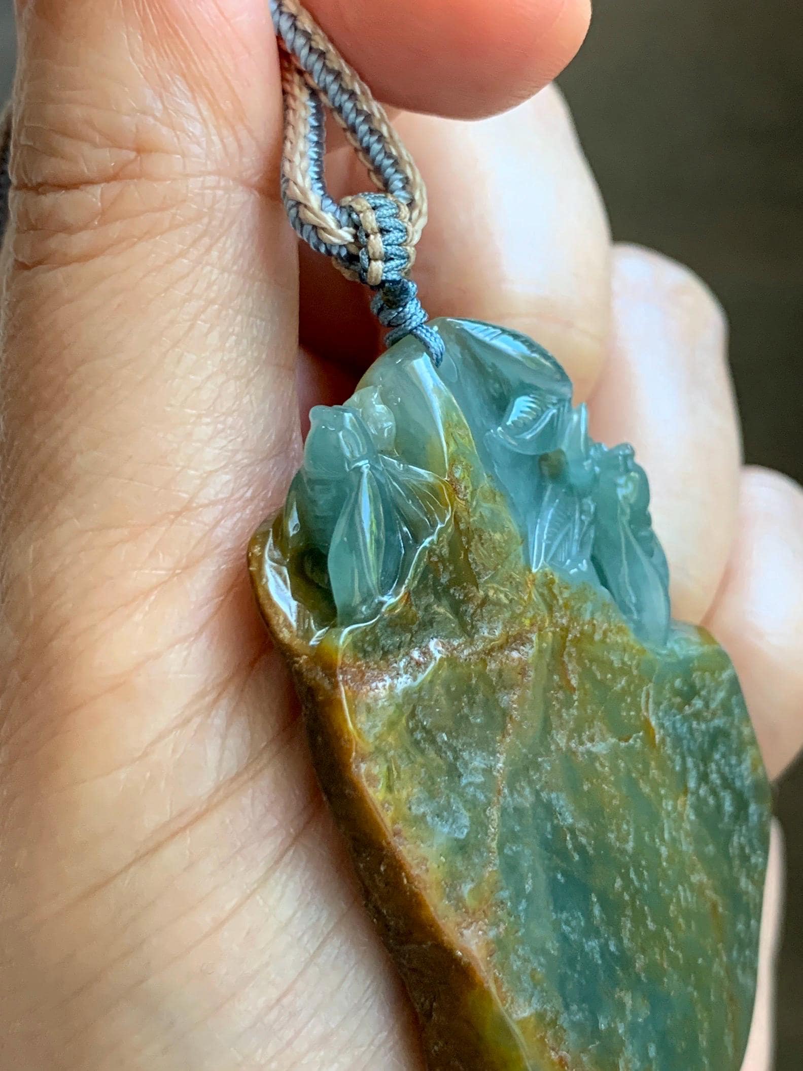 Large Natural Grade A Guatemalan Icy Dusty Blue Jade Jadeite w/ Brown Rind Carved Cicada Pendant Rope Necklace 27" 62 天然危黄翡翠知了蝉皮壳料吊坠 WHP368C
