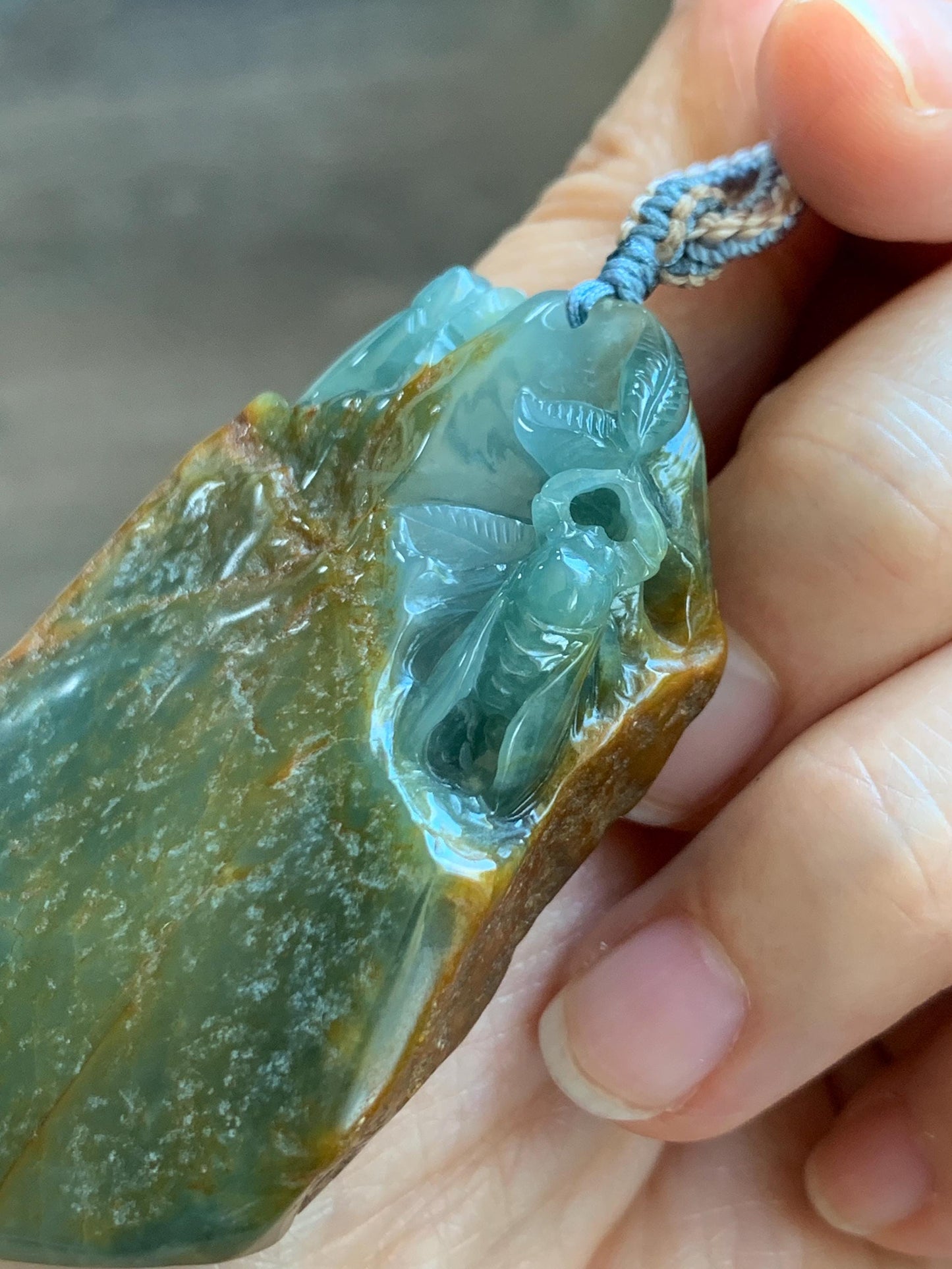 Large Natural Grade A Guatemalan Icy Dusty Blue Jade Jadeite w/ Brown Rind Carved Cicada Pendant Rope Necklace 27" 62 天然危黄翡翠知了蝉皮壳料吊坠 WHP368C