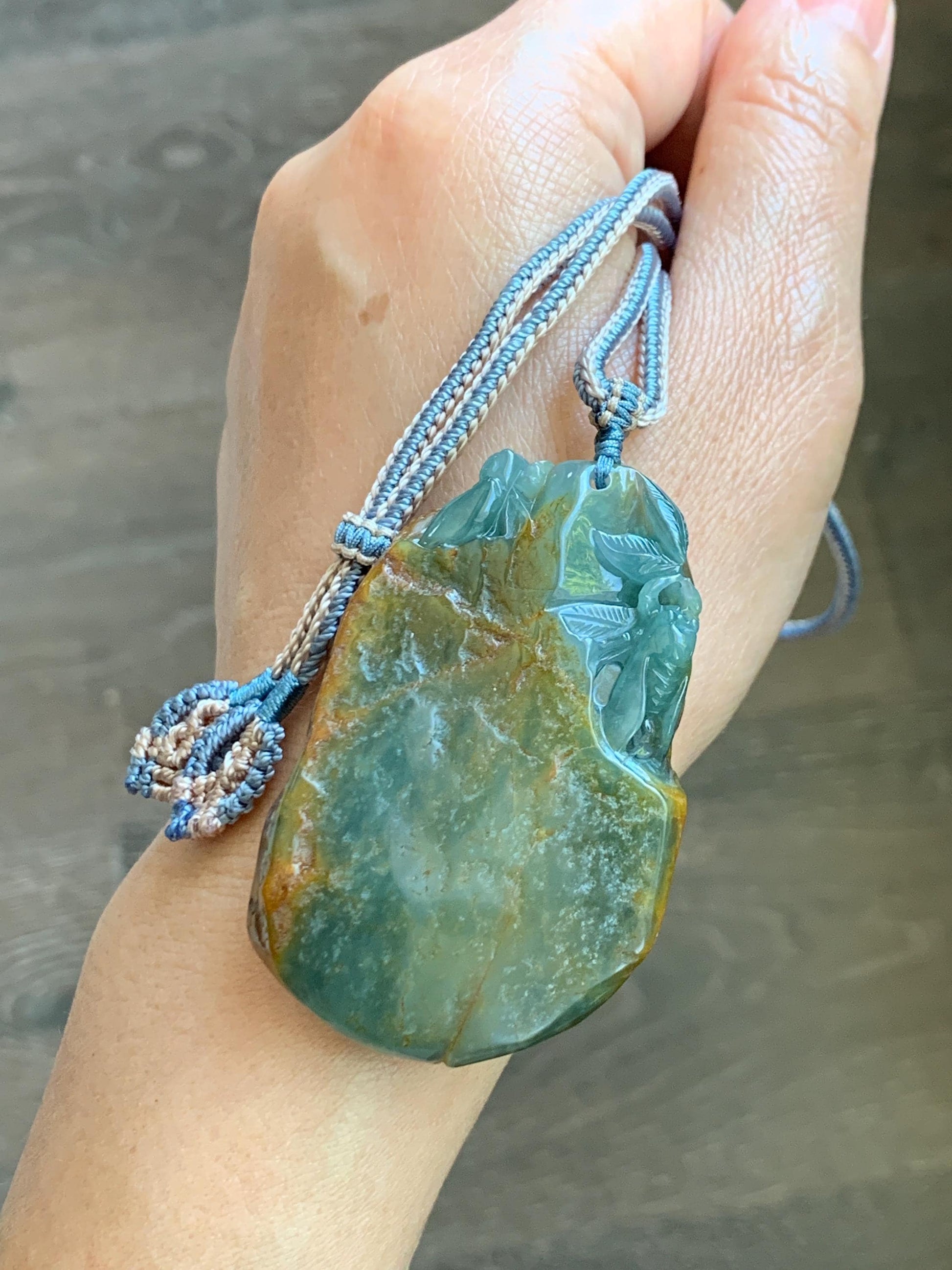 Large Natural Grade A Guatemalan Icy Dusty Blue Jade Jadeite w/ Brown Rind Carved Cicada Pendant Rope Necklace 27" 62 天然危黄翡翠知了蝉皮壳料吊坠 WHP368C