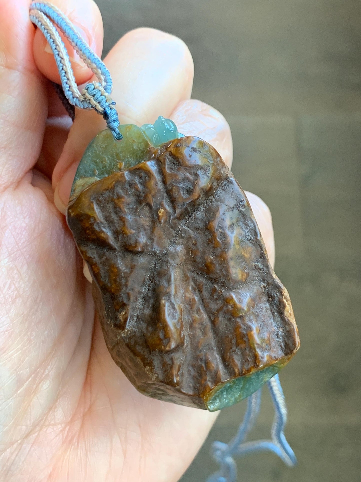 Large Natural Grade A Guatemalan Icy Dusty Blue Jade Jadeite w/ Brown Rind Carved Cicada Pendant Rope Necklace 27" 62 天然危黄翡翠知了蝉皮壳料吊坠 WHP368C