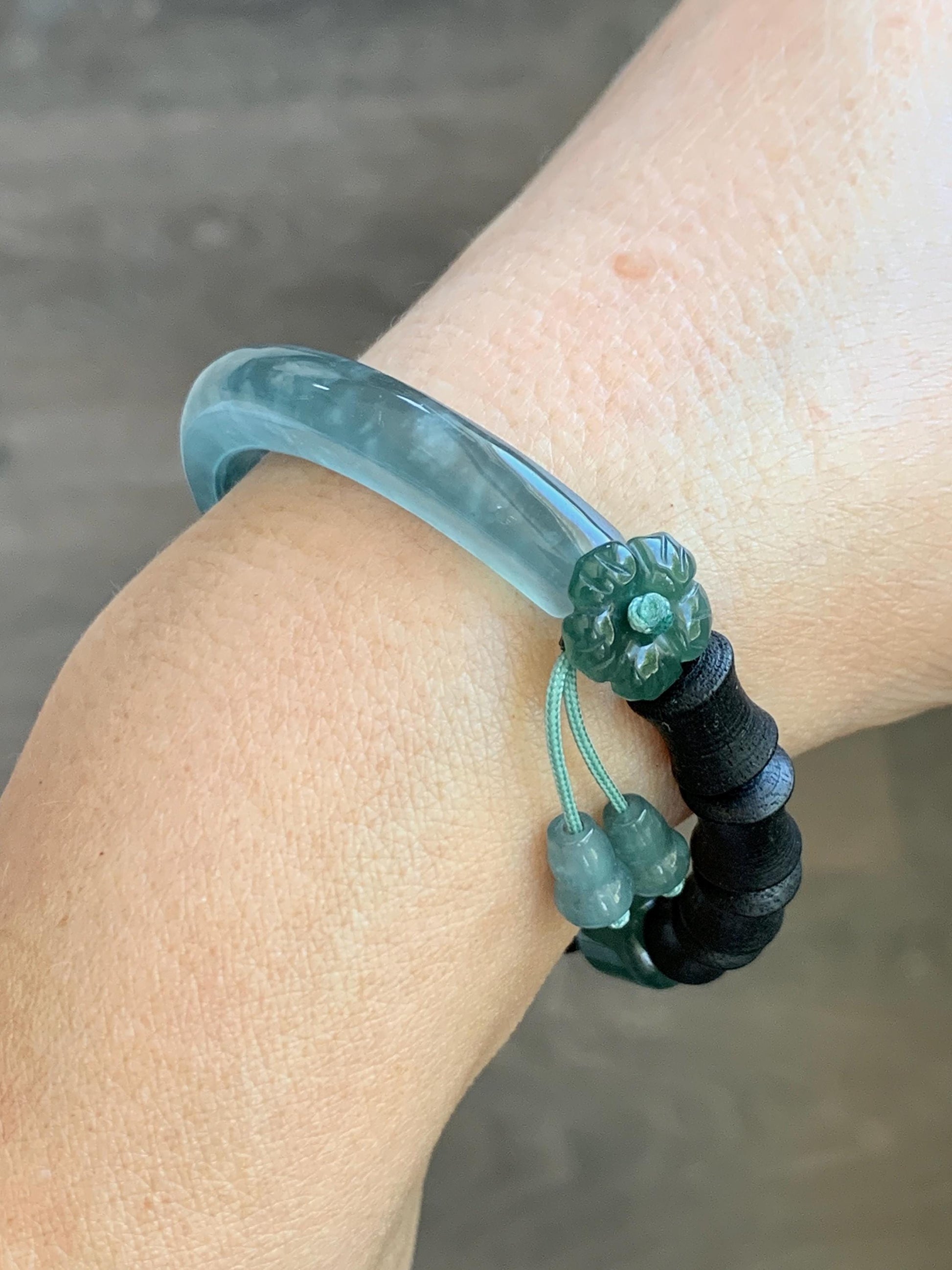 Natural Guatemalan Grade A Icy Translucent Teal Green Jade Jadeite Cuff Bamboo Wood Beads Beaded Bracelet 6.75” 14g 天然冰胶危蓝绿翡翠手牌木珠手链 WZM174