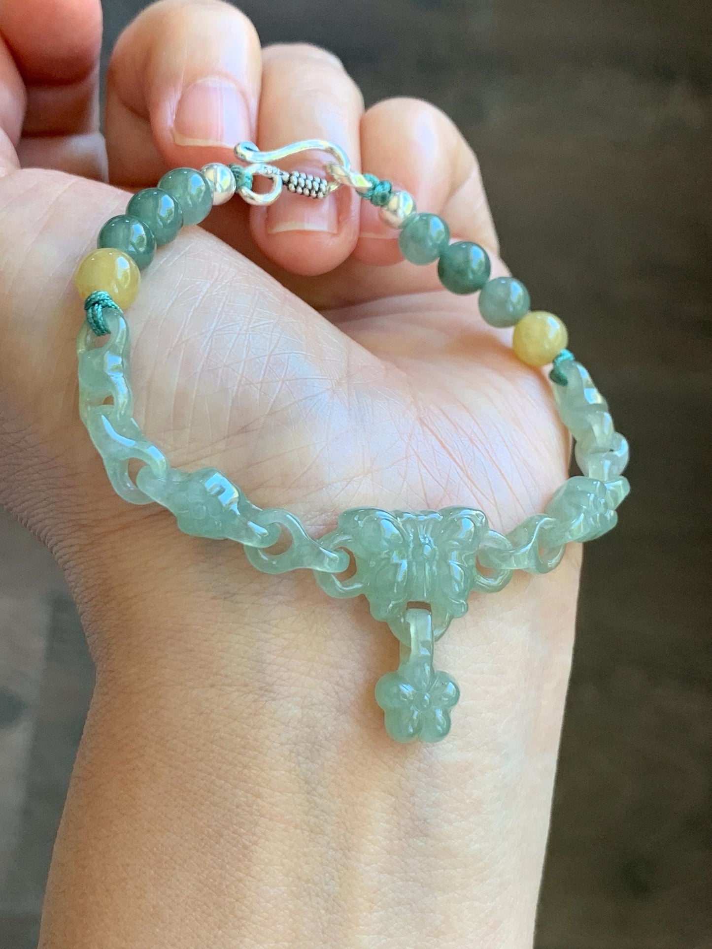 Certified Natural Grade A Icy Light Green Jade Jadeite Interlocking Link Chain Butterfly Bracelet Sterling Silver 7" 天然冰胶晴绿翡翠雕刻蝴蝶链条手链 439