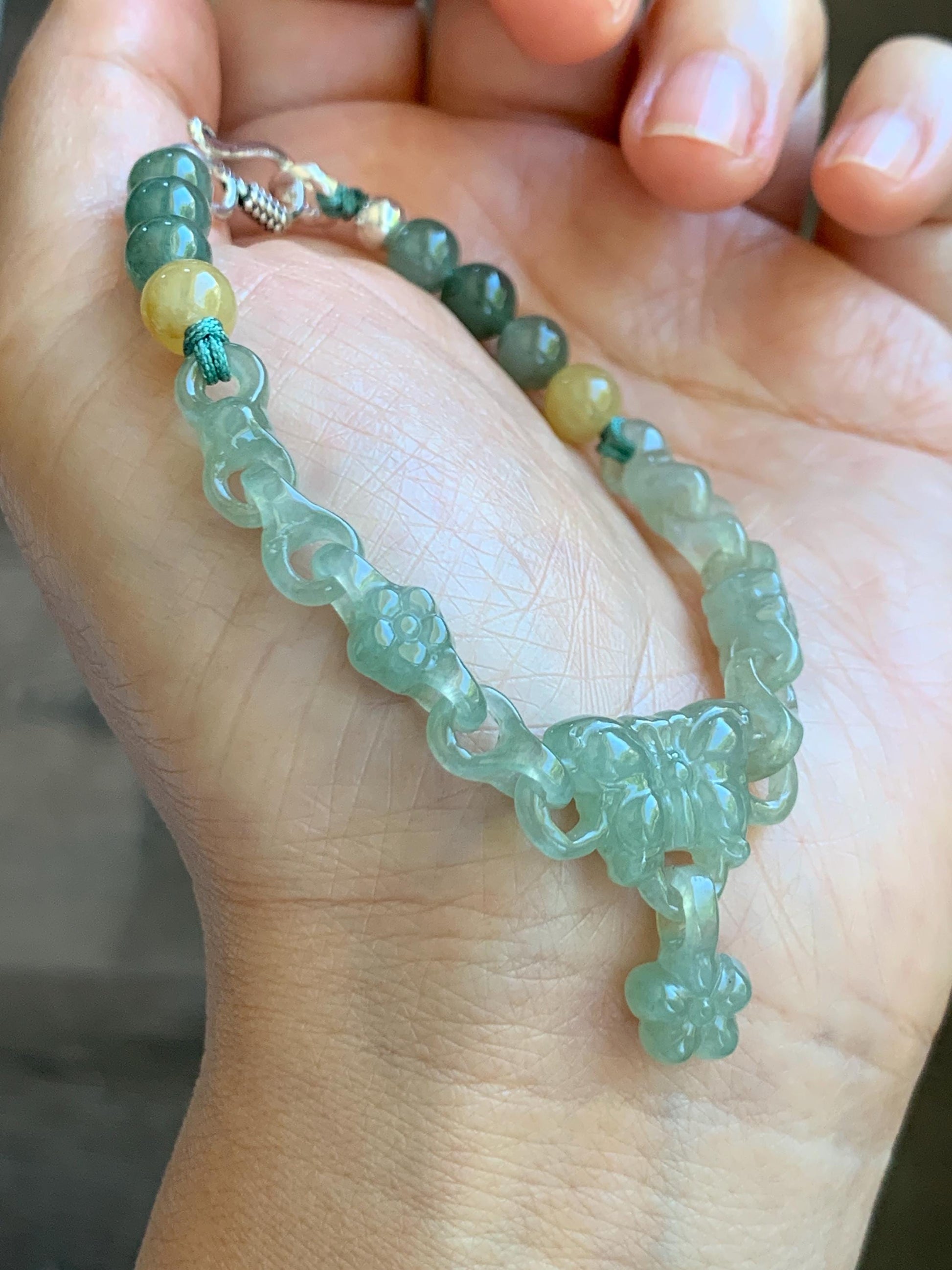 Certified Natural Grade A Icy Light Green Jade Jadeite Interlocking Link Chain Butterfly Bracelet Sterling Silver 7" 天然冰胶晴绿翡翠雕刻蝴蝶链条手链 439