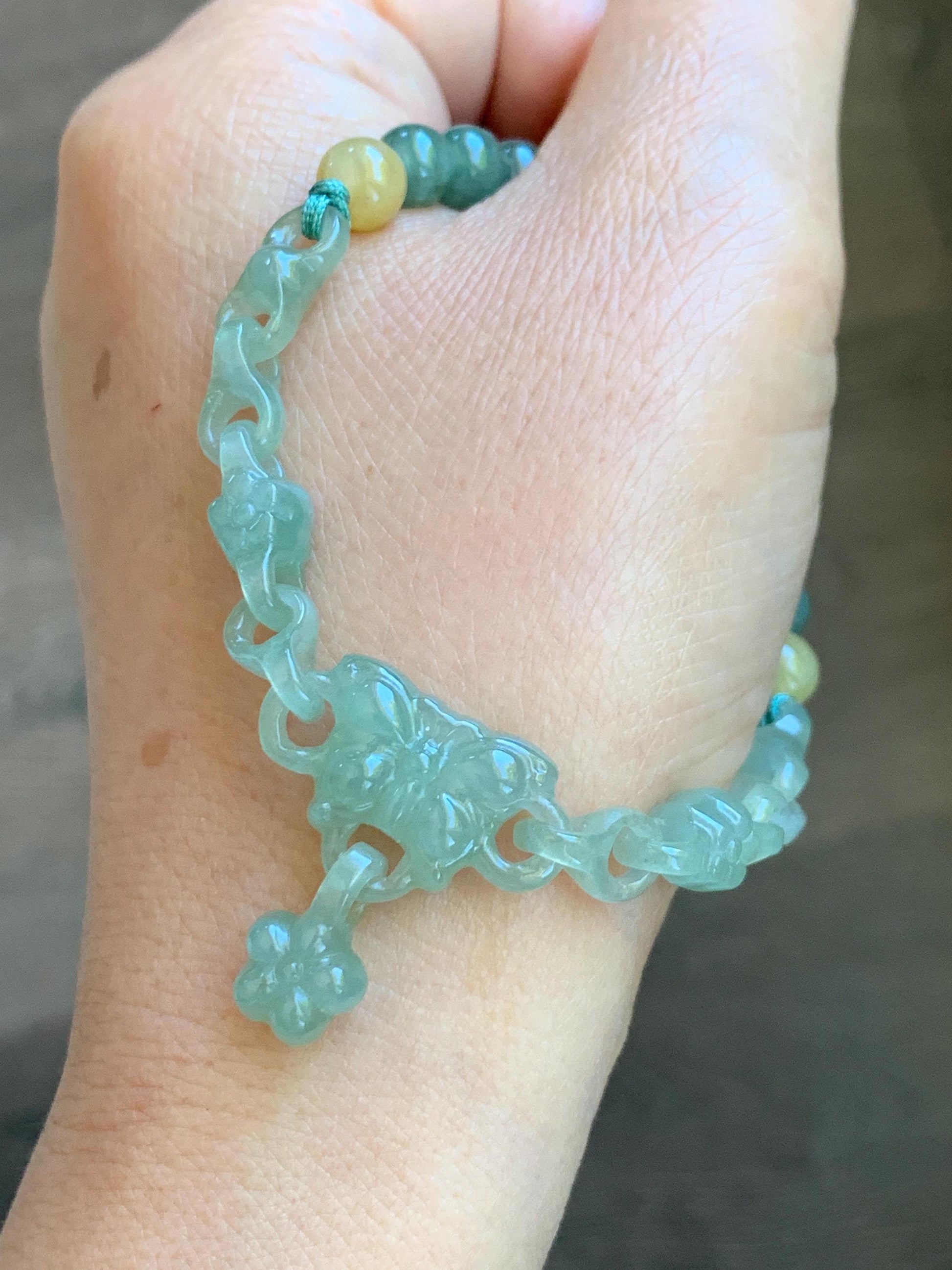 Certified Natural Grade A Icy Light Green Jade Jadeite Interlocking Link Chain Butterfly Bracelet Sterling Silver 7" 天然冰胶晴绿翡翠雕刻蝴蝶链条手链 439
