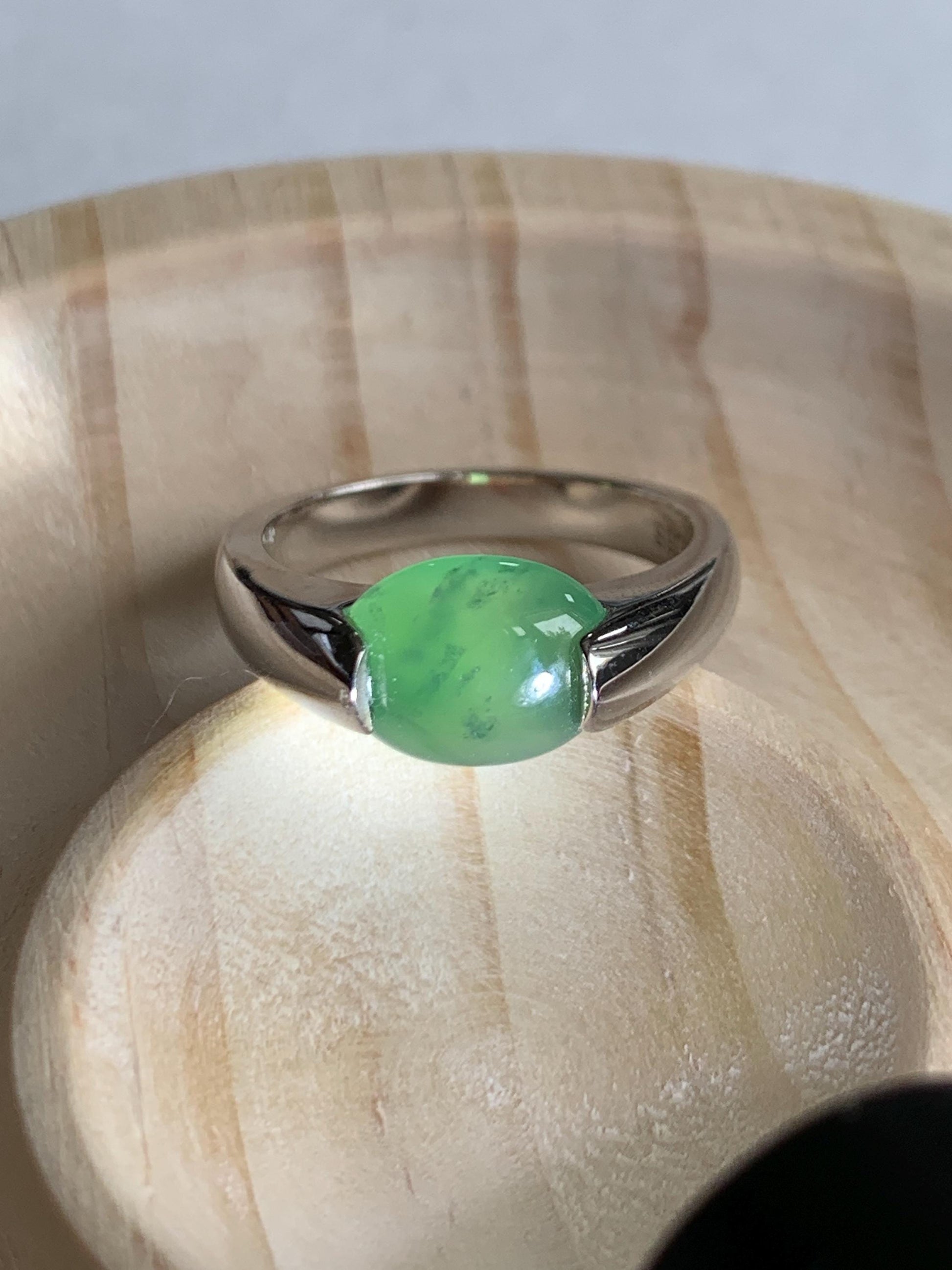 Natural Grade A Guatemalan Icy Translucent Teal Green Oval Cabochon Jade Jadeite Ring Sterling Silver Size 7 US 5g 天然冰危蓝绿翡翠银镶戒指 WHS512A