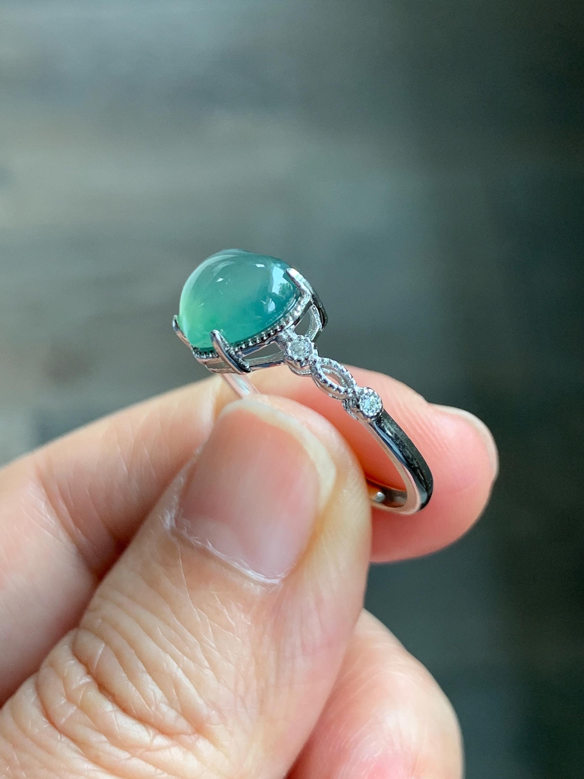 Natural Grade A Guatemalan Icy Highly Translucent Teal Green Heart Jade Jadeite Ring Sterling Silver Size Adjustable 天然冰危浅绿翡翠爱心蛋面银镶戒指 WXX88B