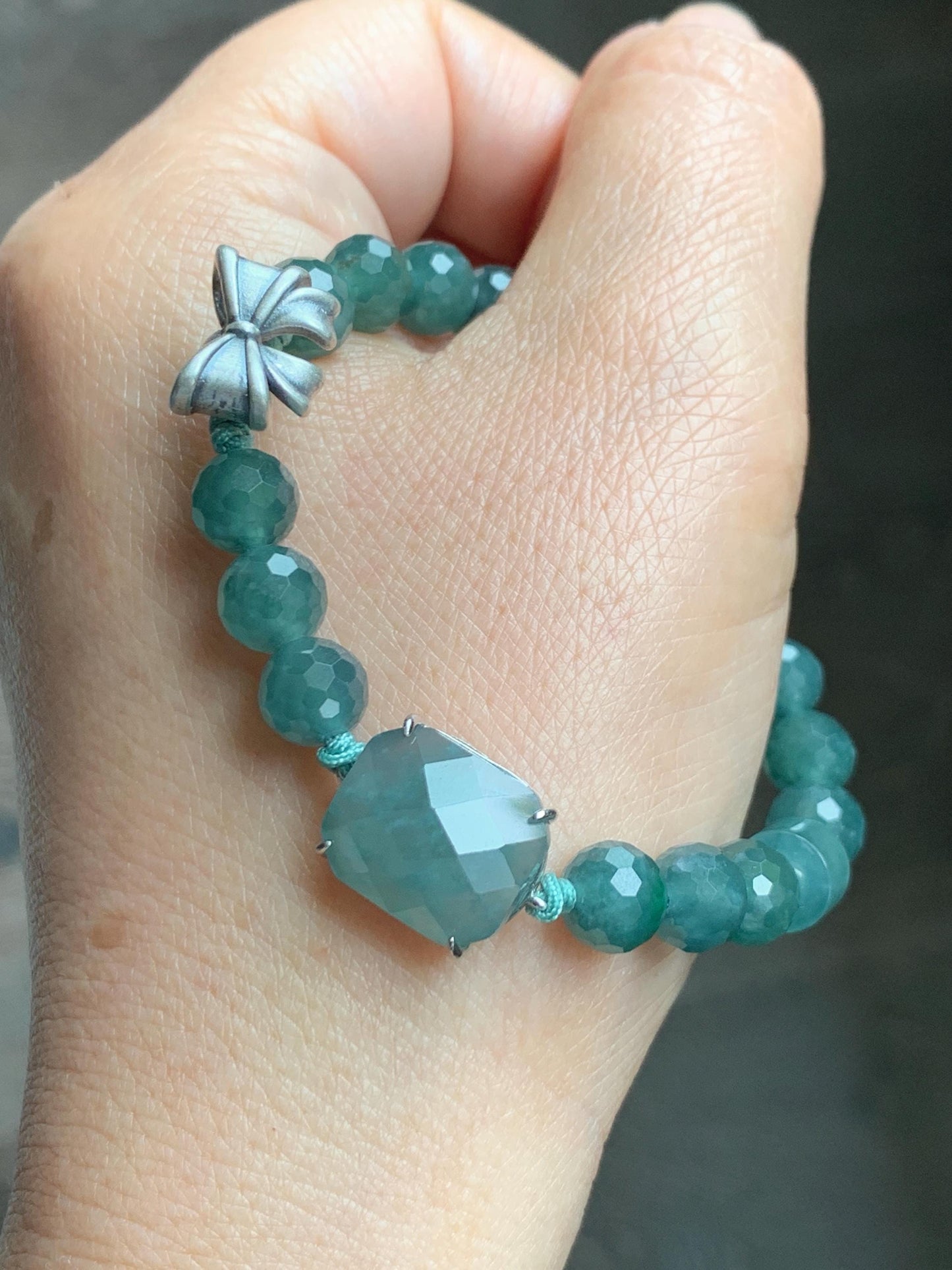 Natural Guatemalan Grade A Icy Translucent Dusty Teal Blue Jade Jadeite Cabochon & Beads Beaded Bracelet 7" 17g 天然冰危蓝绿翡翠切割面蛋面圆珠手串 WQG228
