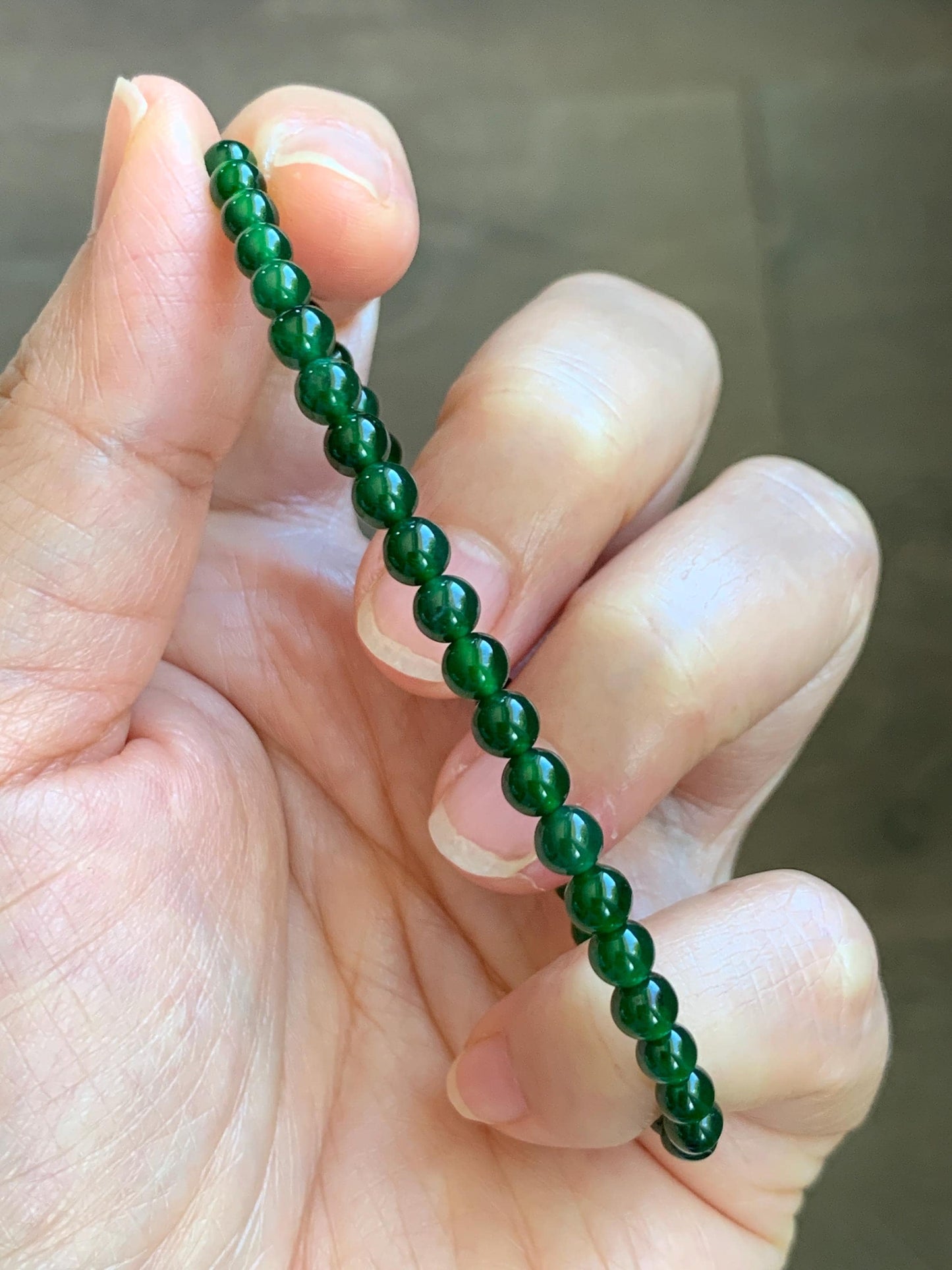 Natural Grade A Guatemalan Icy Translucent Rich Green Jade Jadeite Petite Beads Beaded Bracelet 4.1-4.7mm 7” 7g 天然冰危绿翡翠小卡圆珠手串 WDU180
