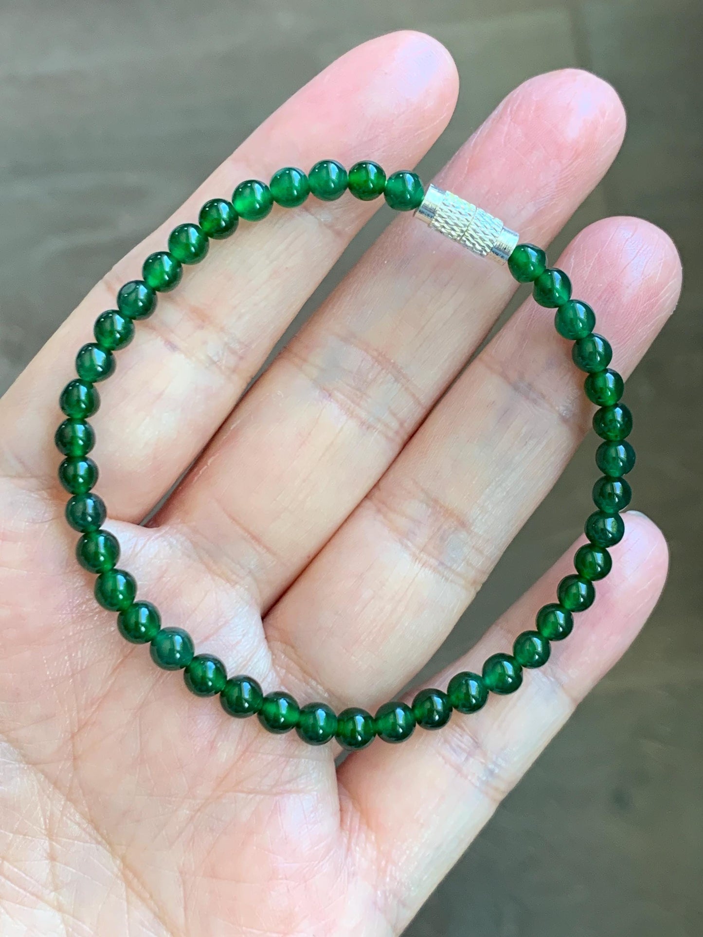 Natural Grade A Guatemalan Icy Translucent Rich Green Jade Jadeite Petite Beads Beaded Bracelet 4.1-4.7mm 7” 7g 天然冰危绿翡翠小卡圆珠手串 WDU180