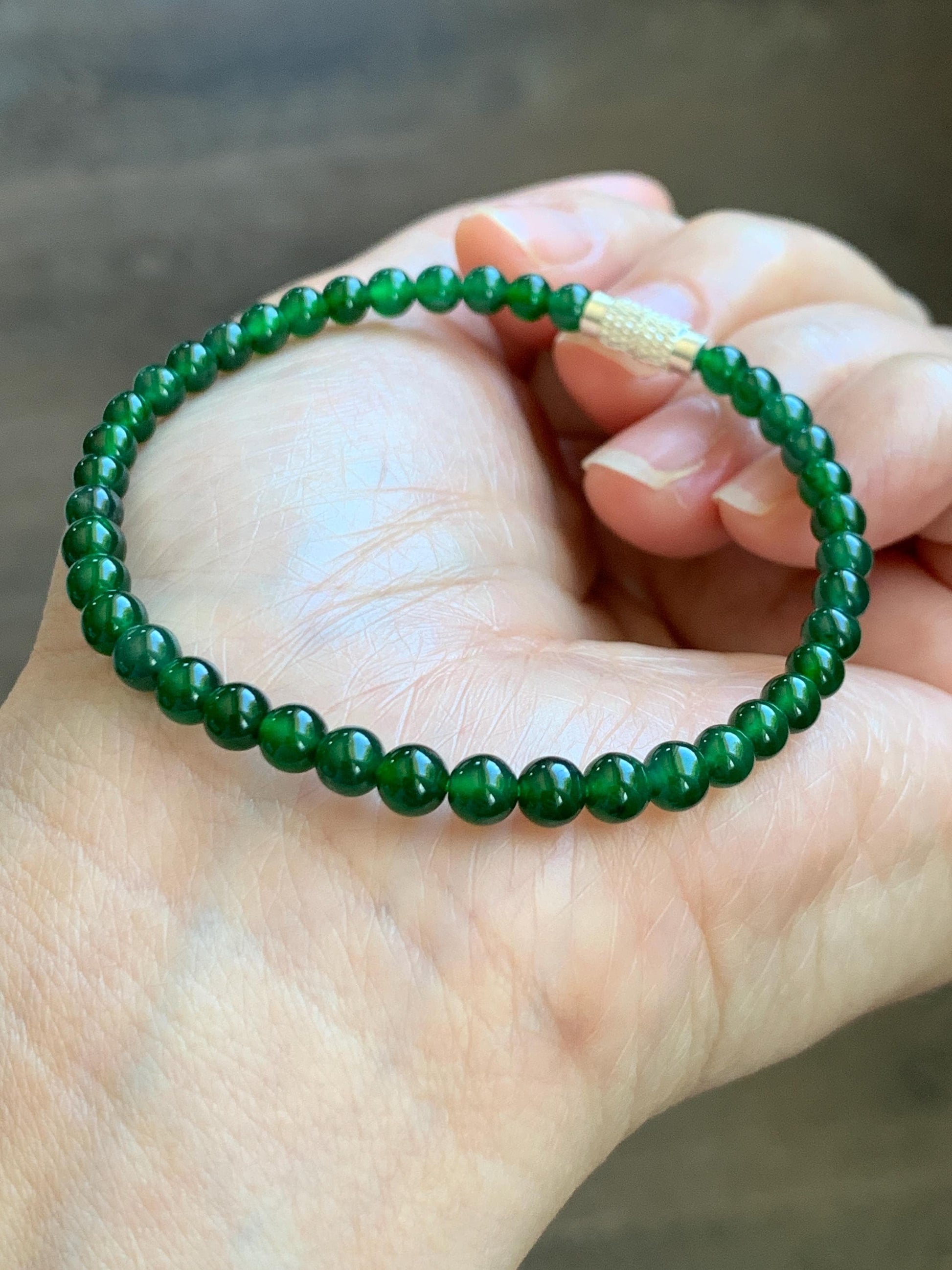 Natural Grade A Guatemalan Icy Translucent Rich Green Jade Jadeite Petite Beads Beaded Bracelet 4.1-4.7mm 7” 7g 天然冰危绿翡翠小卡圆珠手串 WDU180
