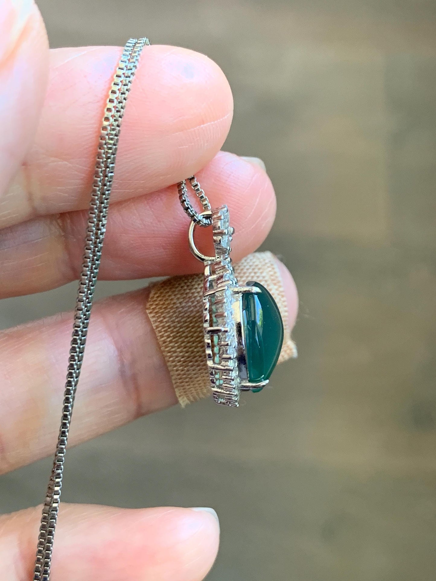 Natural Grade A Guatemalan Icy Translucent Dark Teal Green Jade Jadeite Heart Pendant Sterling Silver 3g 天然冰危深蓝绿翡翠爱心蛋面银镶吊坠 GAX150S