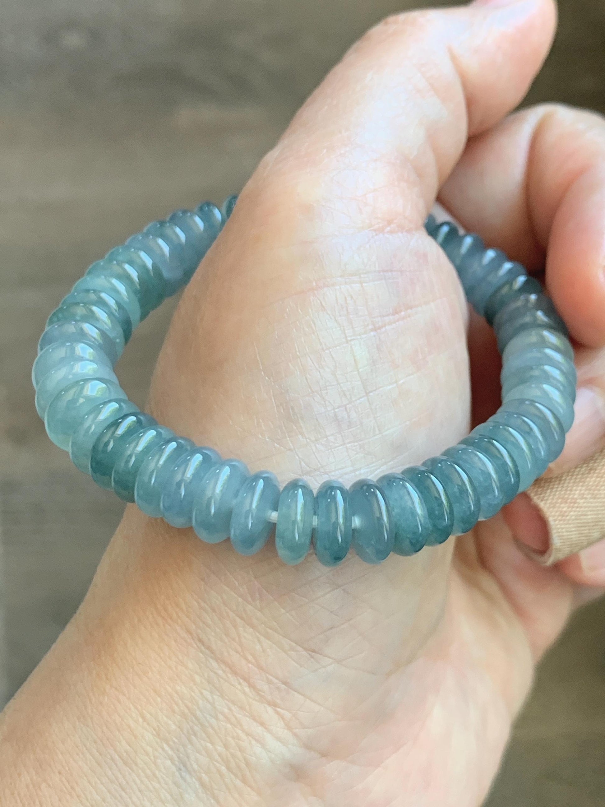 Natural Grade A Guatemalan Icy Translucent Light Dusty Blue Jade Jadeite Drum Beads Beaded Bracelet Stretchy 6.75” 28g 天然冰危浅蓝翡翠鼓珠手串 WDB330B