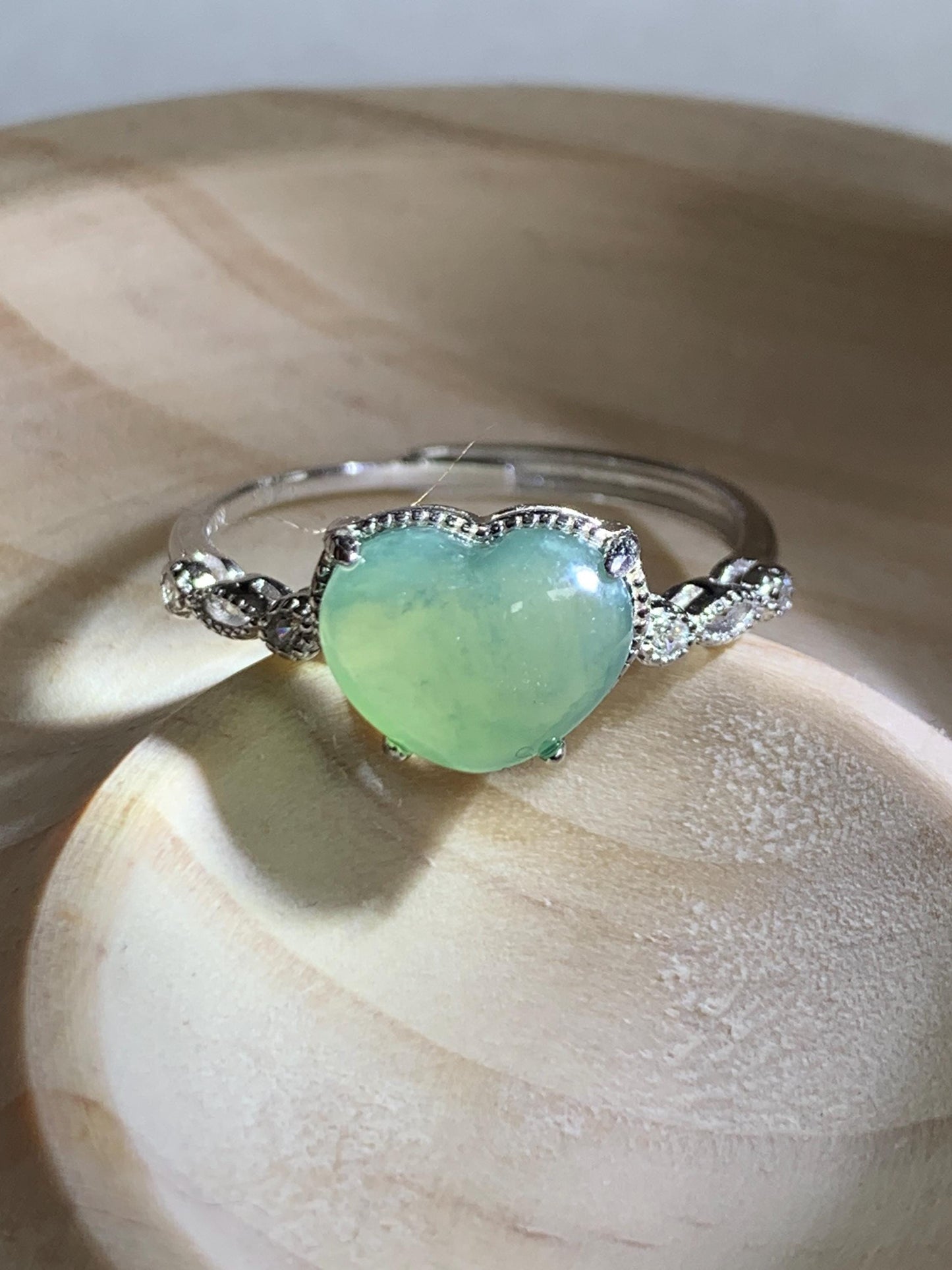 Natural Grade A Guatemalan Icy Highly Translucent Teal Green Heart Jade Jadeite Ring Sterling Silver Size Adjustable 天然冰危浅绿翡翠爱心蛋面银镶戒指 WXX88B