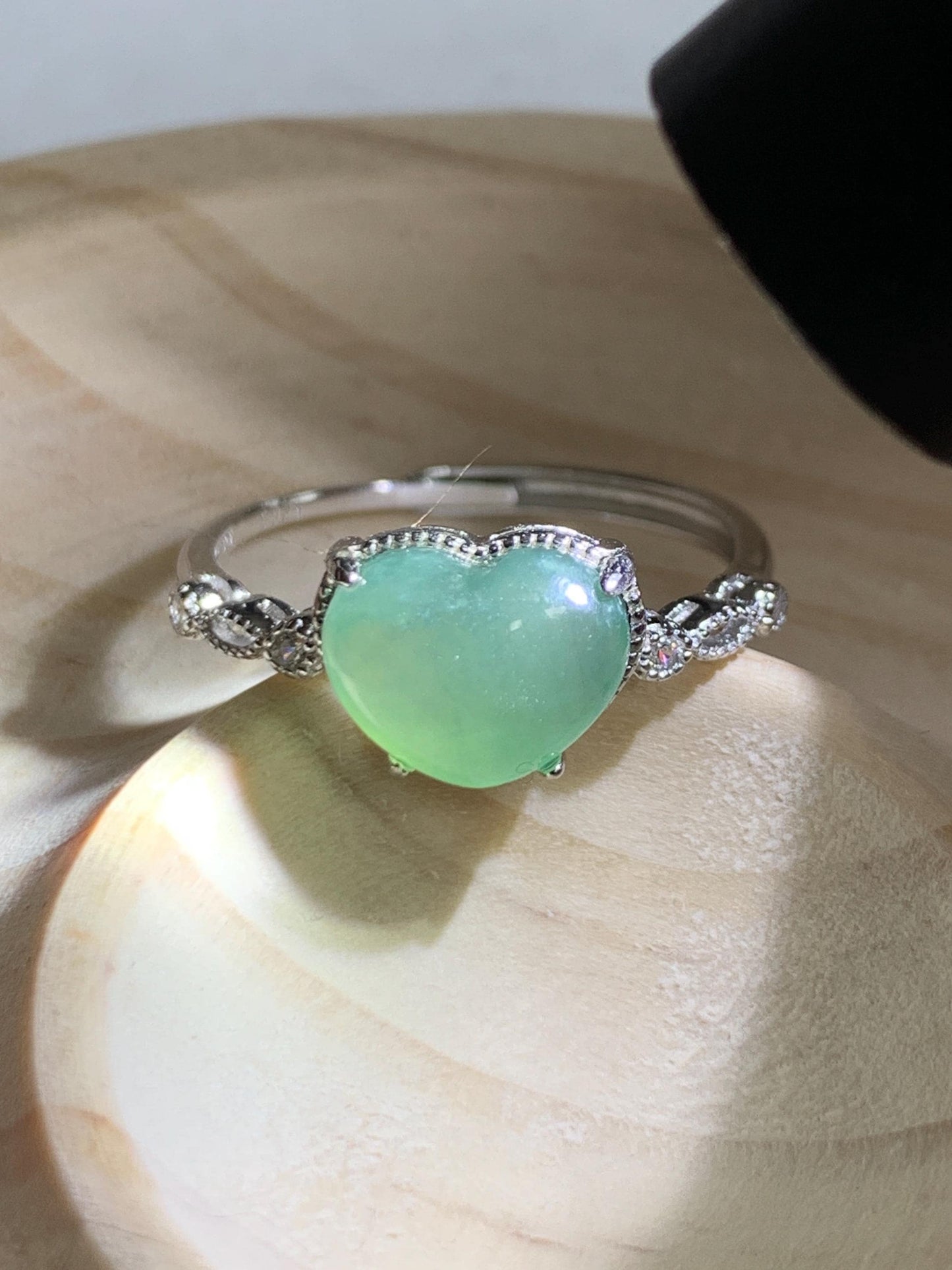 Natural Grade A Guatemalan Icy Highly Translucent Teal Green Heart Jade Jadeite Ring Sterling Silver Size Adjustable 天然冰危浅绿翡翠爱心蛋面银镶戒指 WXX88B