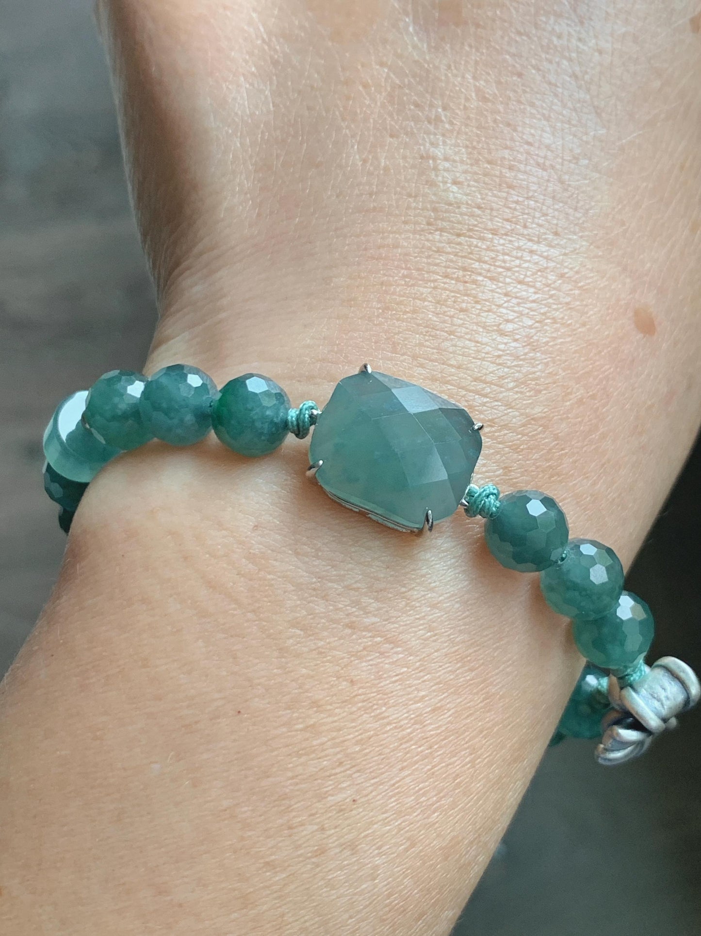 Natural Guatemalan Grade A Icy Translucent Dusty Teal Blue Jade Jadeite Cabochon & Beads Beaded Bracelet 7" 17g 天然冰危蓝绿翡翠切割面蛋面圆珠手串 WQG228