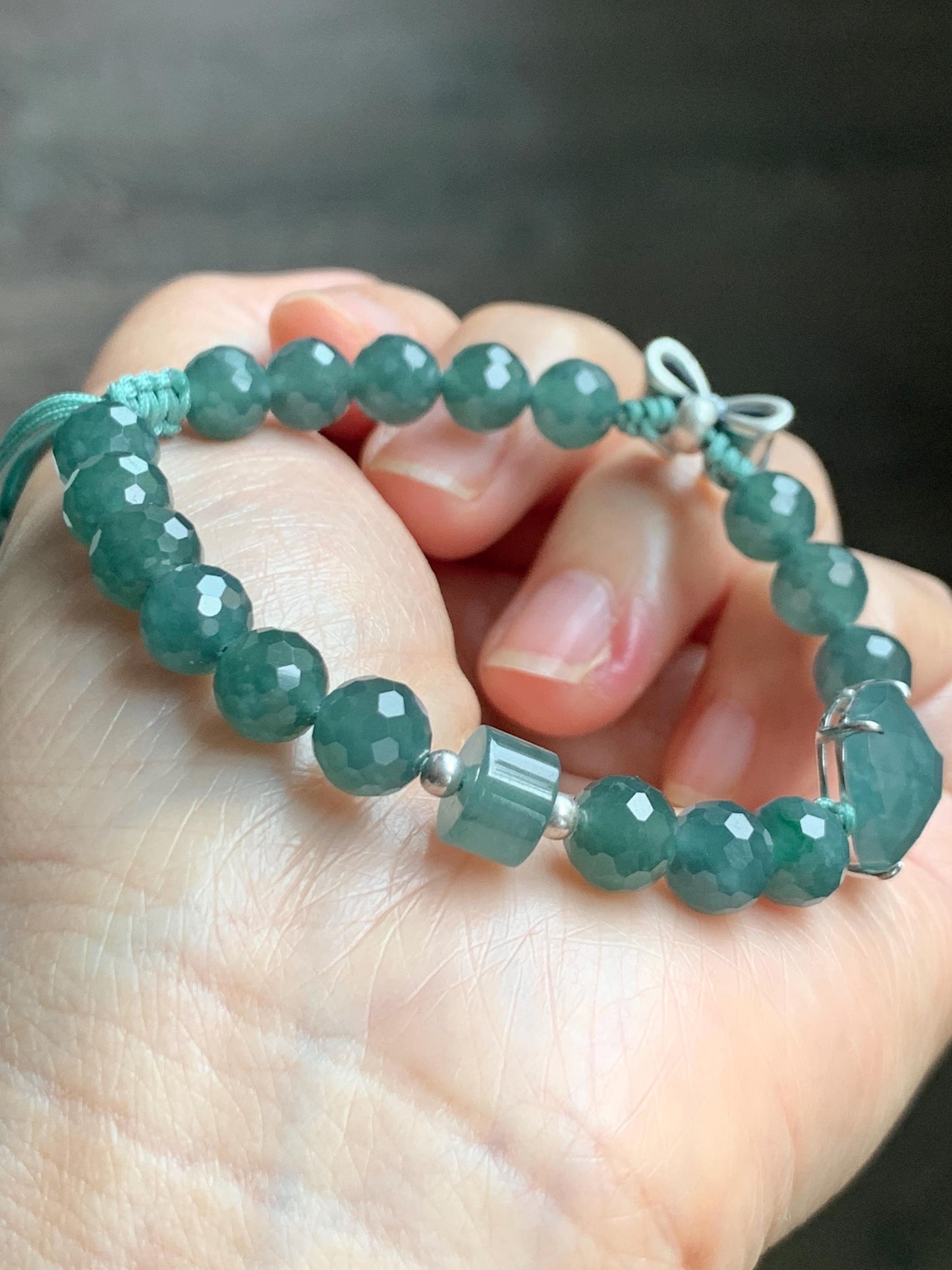 Natural Guatemalan Grade A Icy Translucent Dusty Teal Blue Jade Jadeite Cabochon & Beads Beaded Bracelet 7" 17g 天然冰危蓝绿翡翠切割面蛋面圆珠手串 WQG228