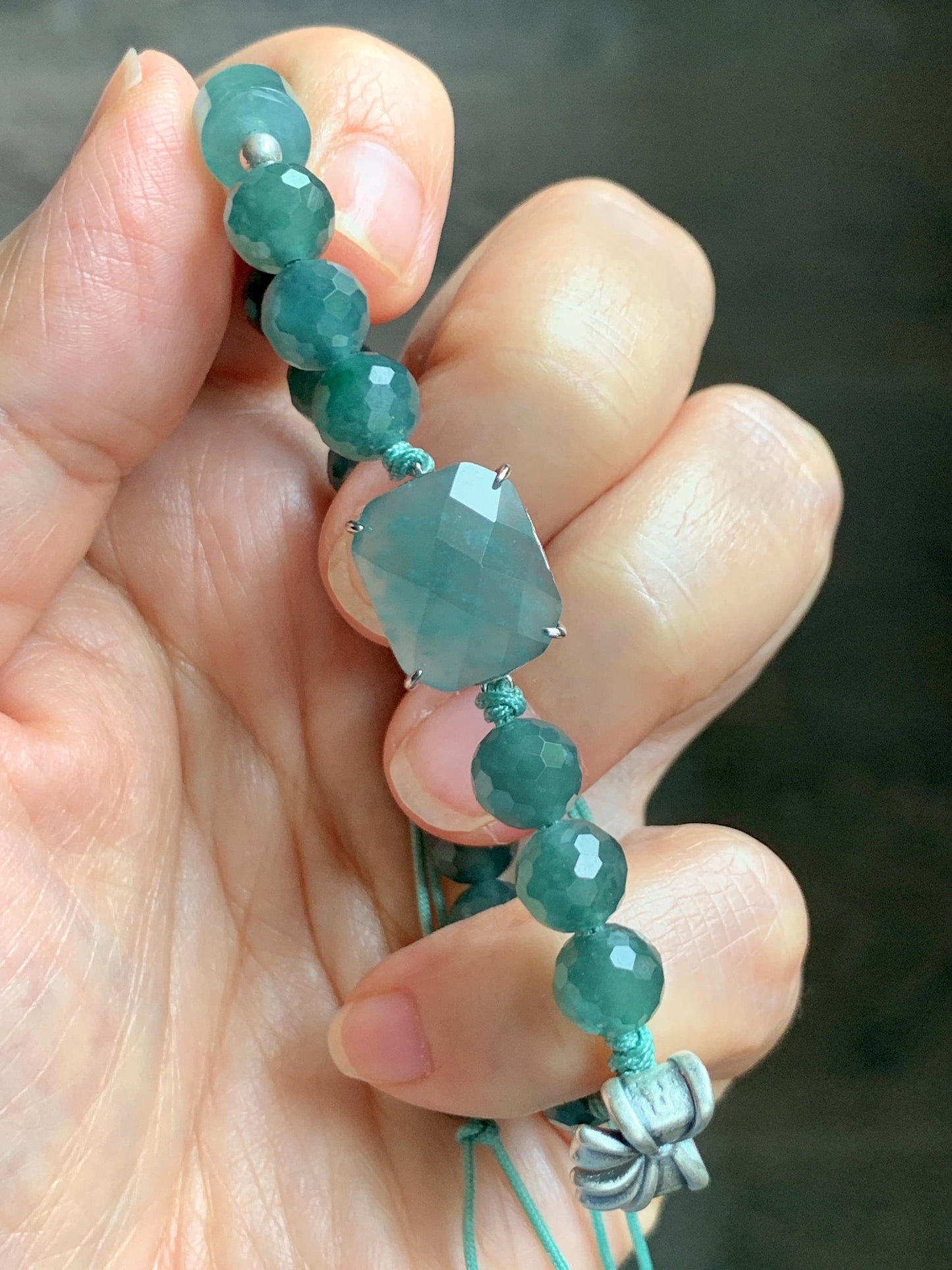Natural Guatemalan Grade A Icy Translucent Dusty Teal Blue Jade Jadeite Cabochon & Beads Beaded Bracelet 7" 17g 天然冰危蓝绿翡翠切割面蛋面圆珠手串 WQG228