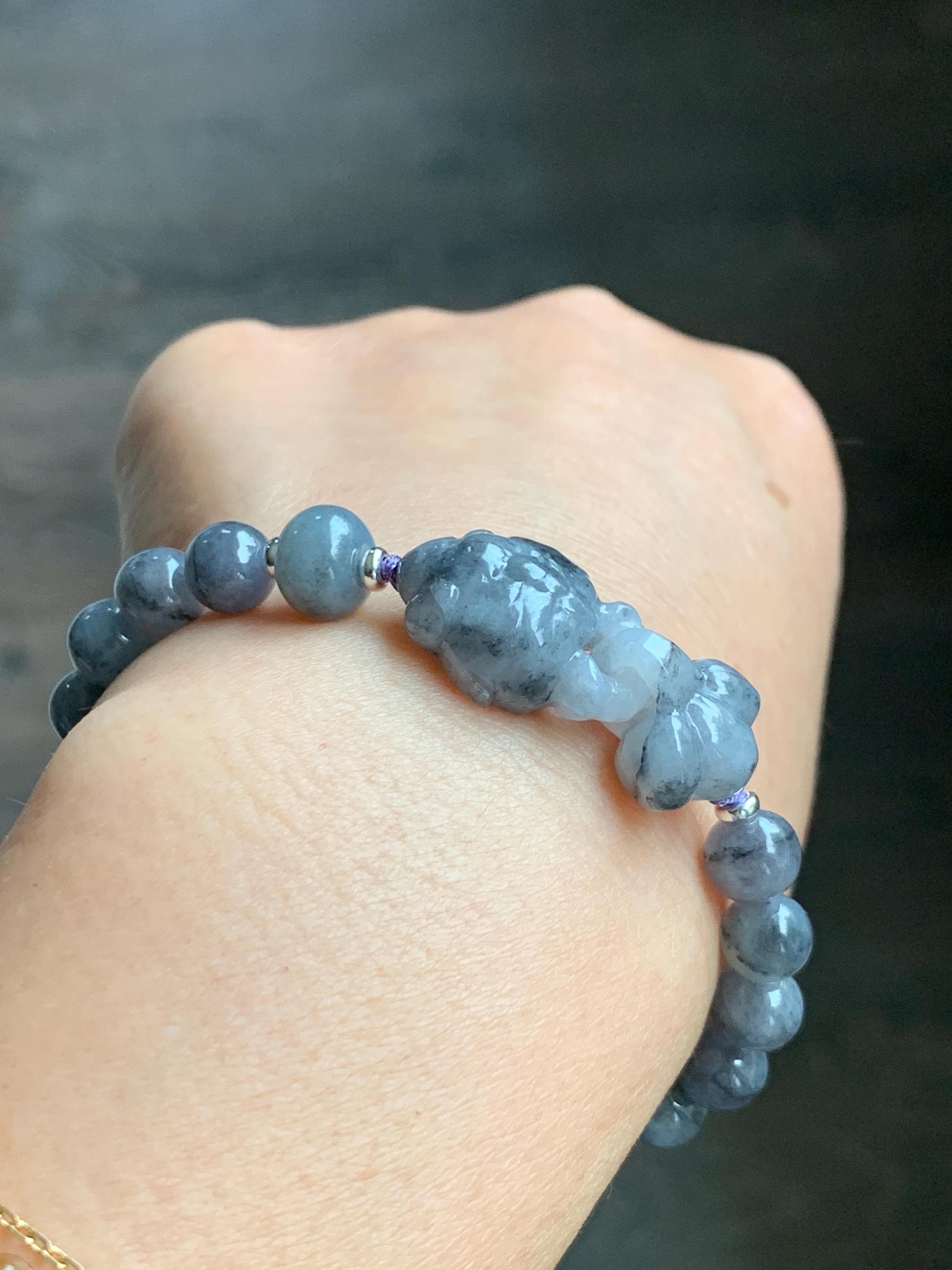 Natural Grade A Icy Translucent Wuji Jade Jadeite Goldfish Interlocking Tail Beaded Bracelet 6.75" 19g Sterling Silver 天然冰胶乌鸡翡翠金鱼圆珠手串 MWJ294